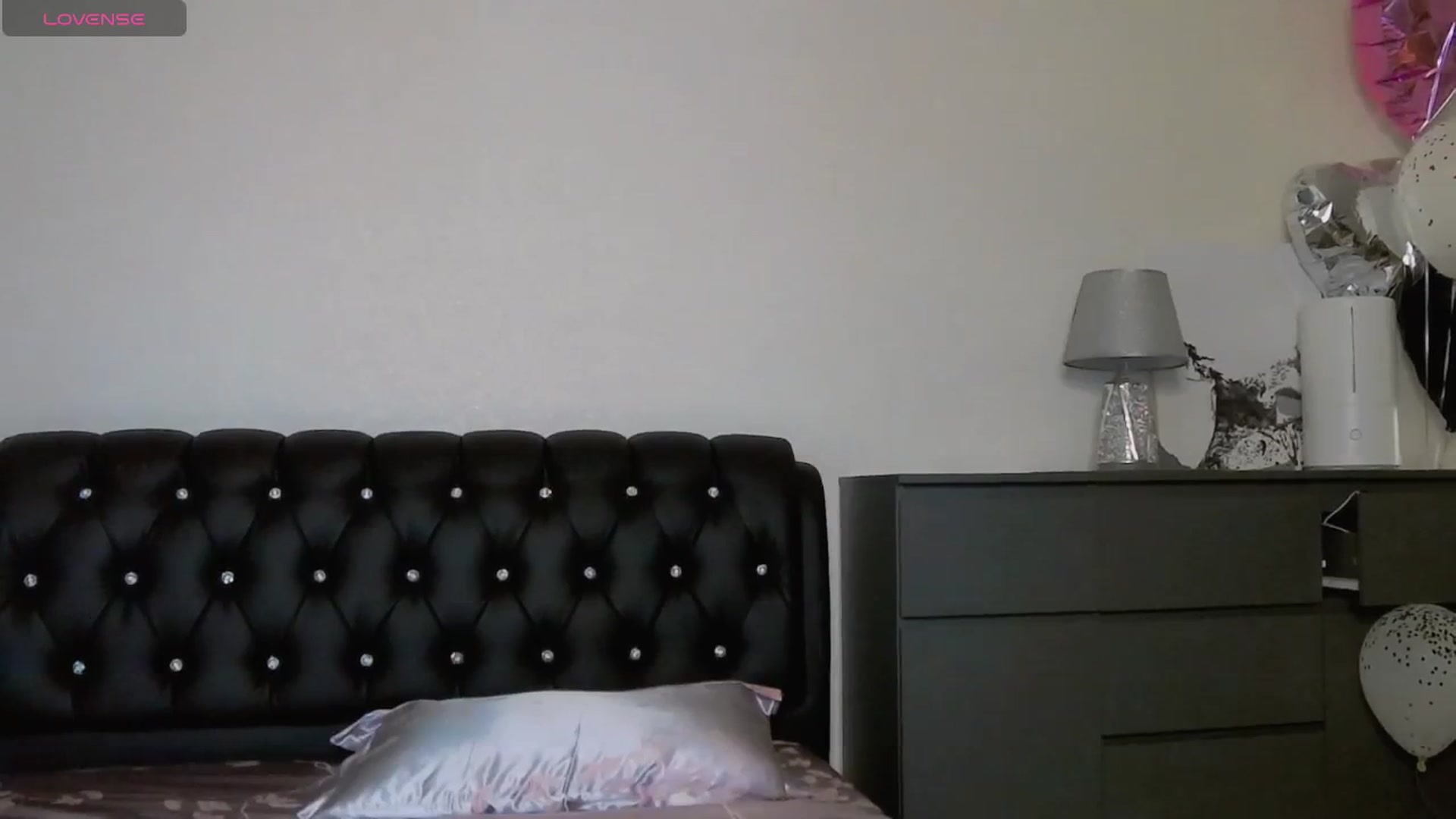 Gallery image thumbnail from KilianSou's myfreecams stream on, 04/19/2025, 08:06 image 3 of 20