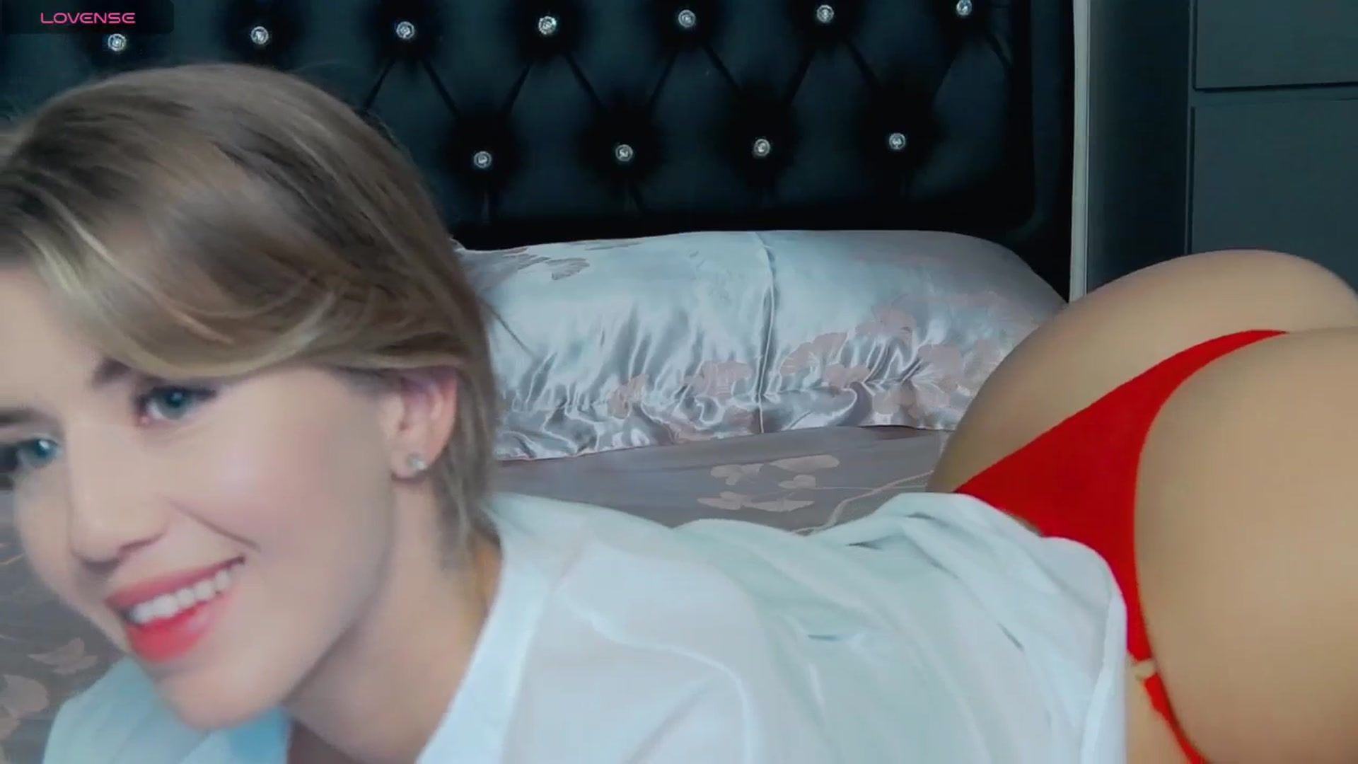 Gallery image thumbnail from KilianSou's myfreecams stream on, 04/20/2025, 05:10 image 16 of 20