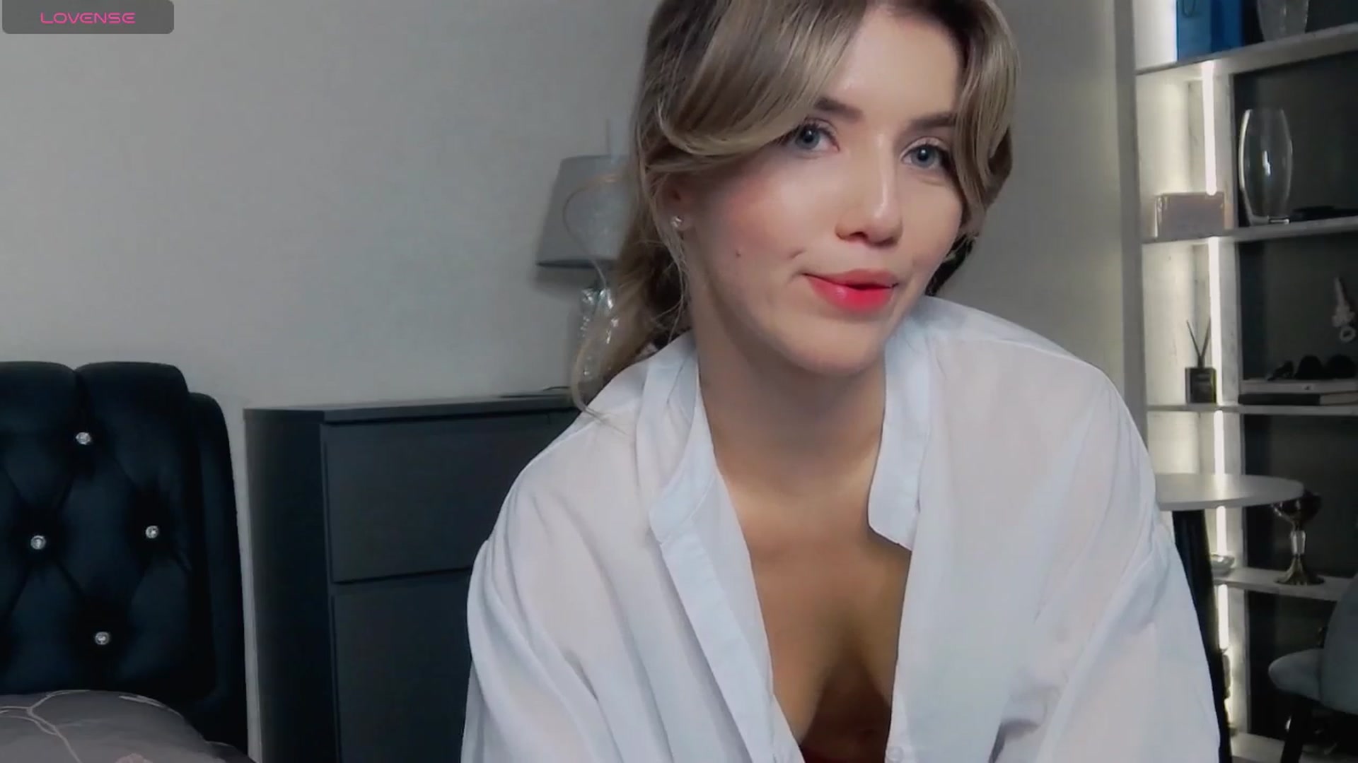 Gallery image thumbnail from KilianSou's myfreecams stream on, 04/20/2025, 09:58 image 12 of 20