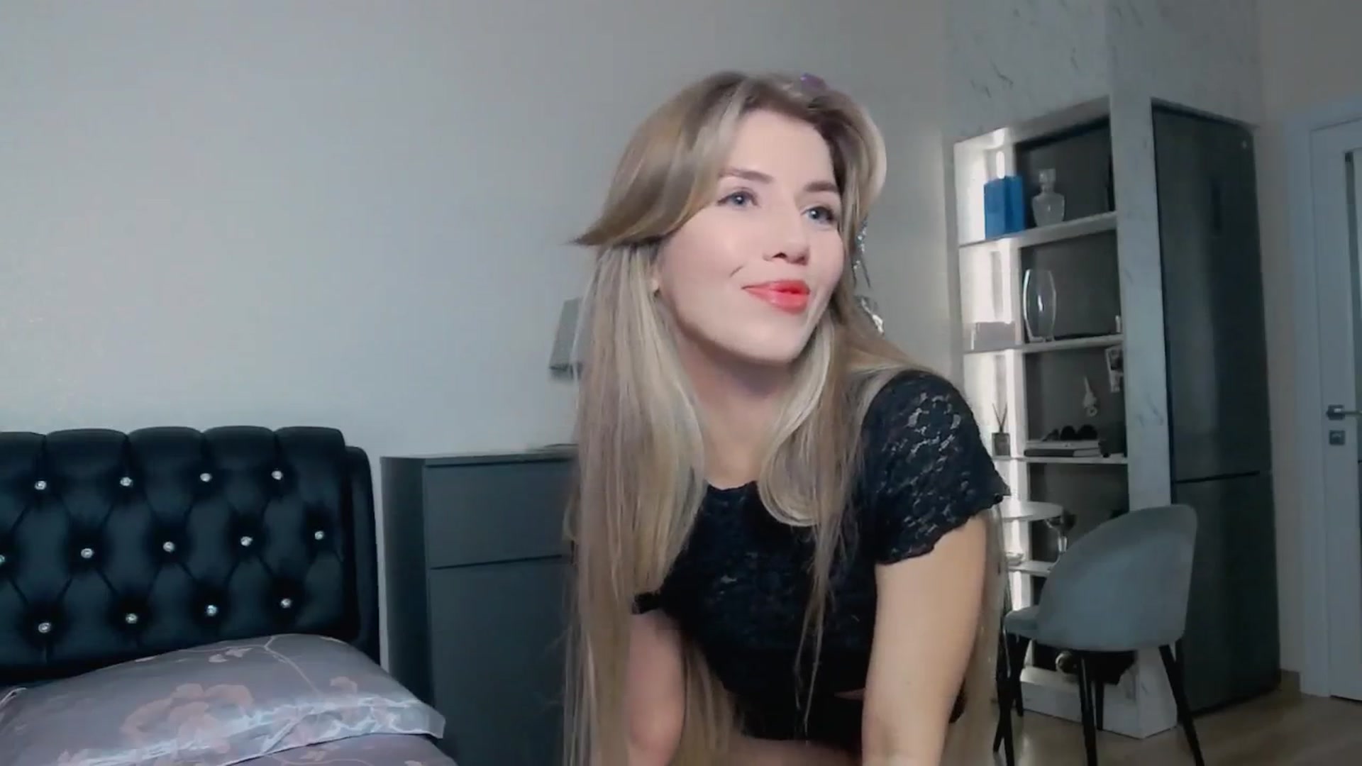 Gallery image thumbnail from KilianSou's myfreecams stream on, 04/22/2025, 08:15 image 14 of 20