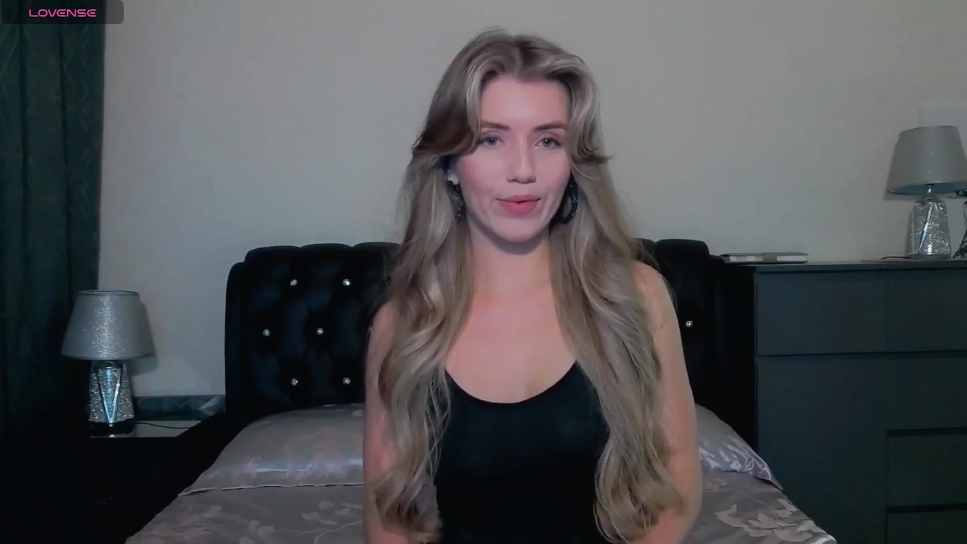 Gallery image thumbnail from KilianSou's myfreecams stream on, 04/29/2025, 24:06 image 3 of 20