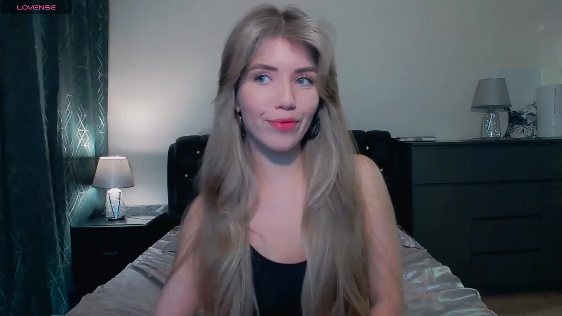Gallery image thumbnail from KilianSou's myfreecams stream on, 04/29/2025, 05:56 image 17 of 20