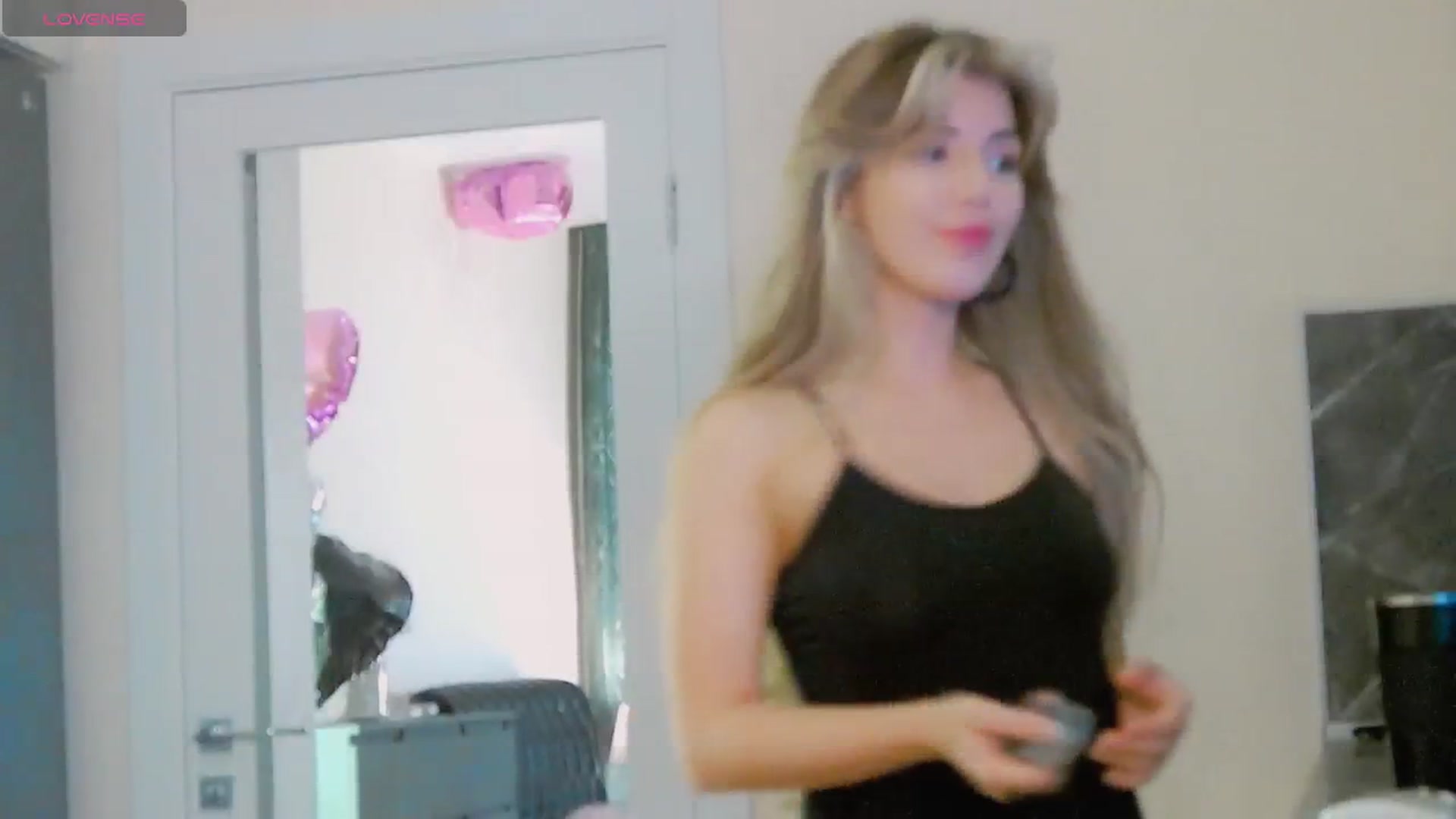 Gallery image thumbnail from KilianSou's myfreecams stream on, 04/29/2025, 05:56 image 8 of 20