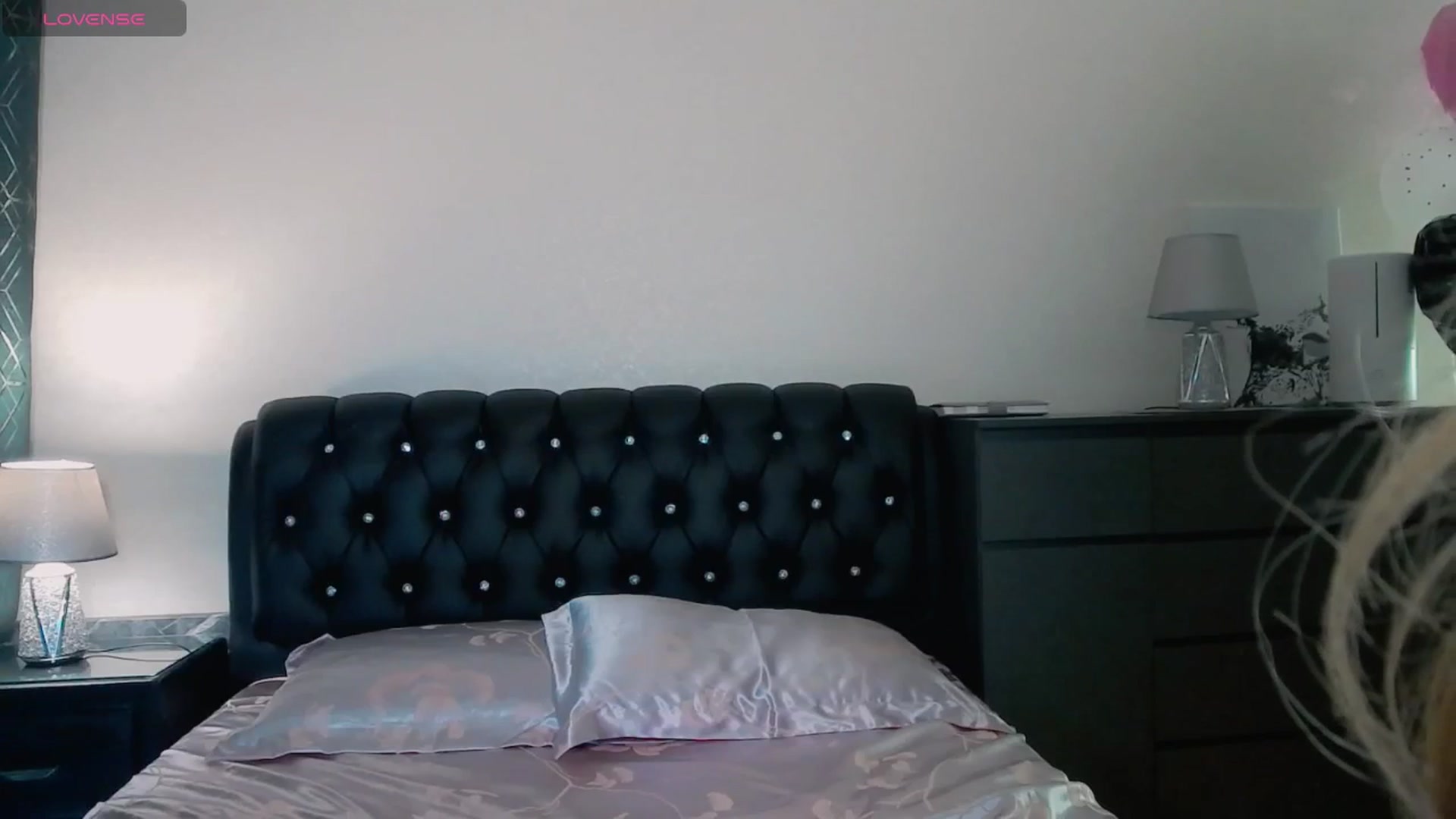 Gallery image thumbnail from KilianSou's myfreecams stream on, 04/29/2025, 05:56 image 16 of 20