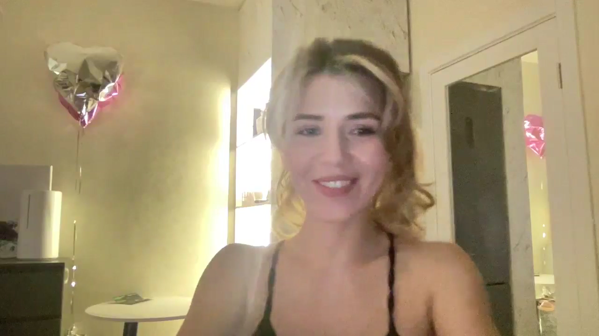 Gallery image thumbnail from KilianSou's myfreecams stream on, 05/04/2025, 08:46 image 9 of 20