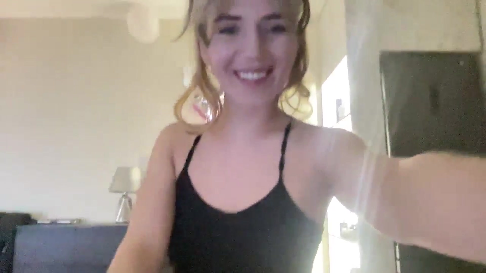 Gallery image thumbnail from KilianSou's myfreecams stream on, 05/04/2025, 08:46 image 19 of 20