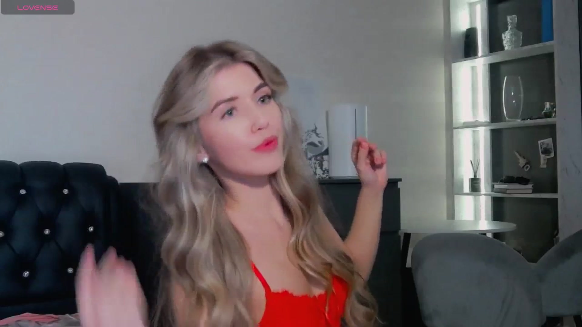 Gallery image thumbnail from KilianSou's myfreecams stream on, 05/14/2025, 04:15 image 16 of 20