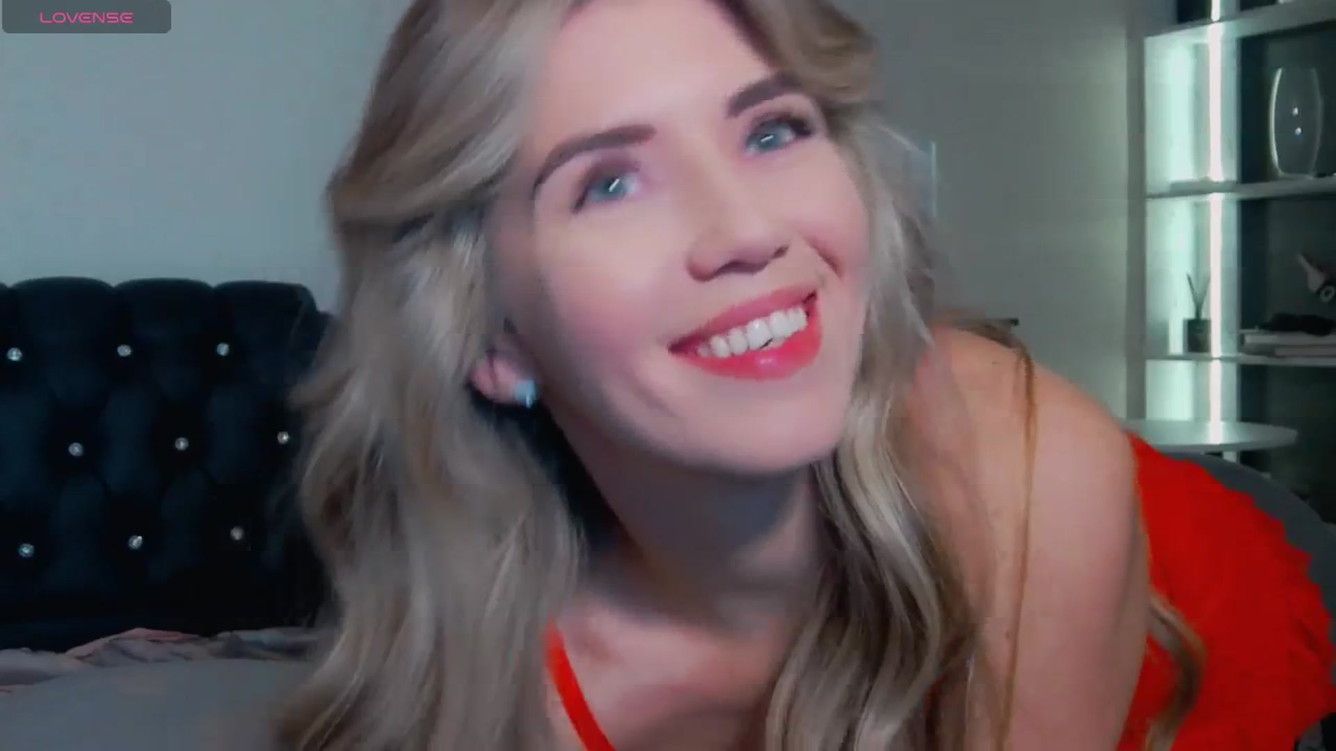 Gallery image thumbnail from KilianSou's myfreecams stream on, 05/14/2025, 04:15 image 3 of 20