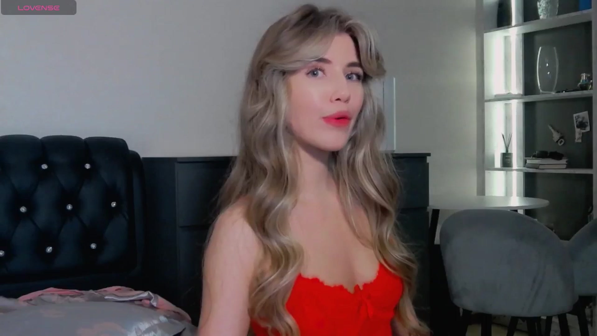 Gallery image thumbnail from KilianSou's myfreecams stream on, 05/14/2025, 04:15 image 10 of 20