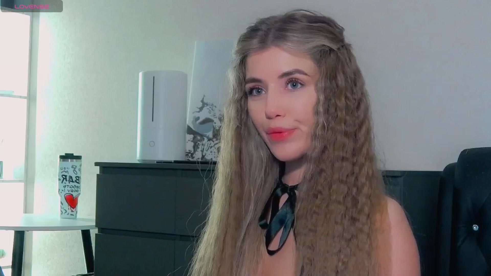 Gallery image thumbnail from KilianSou's myfreecams stream on, 05/16/2025, 13:42 image 18 of 20
