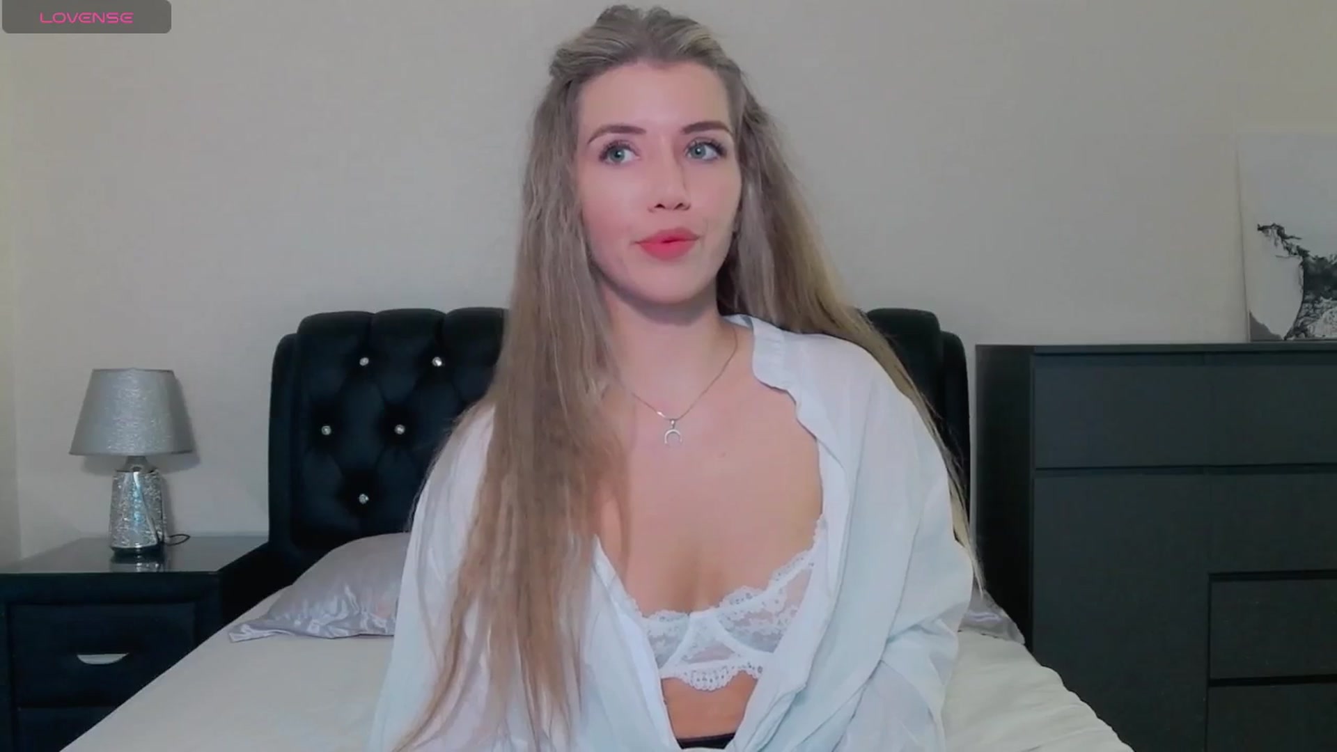 Gallery image thumbnail from KilianSou's myfreecams stream on, 05/18/2025, 09:28 image 3 of 20
