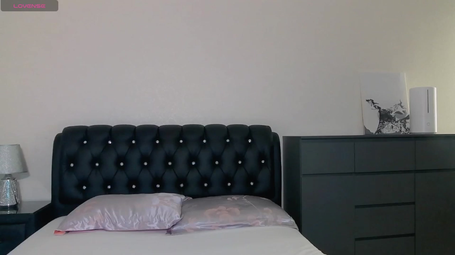 Gallery image thumbnail from KilianSou's myfreecams stream on, 05/19/2025, 03:55 image 20 of 20