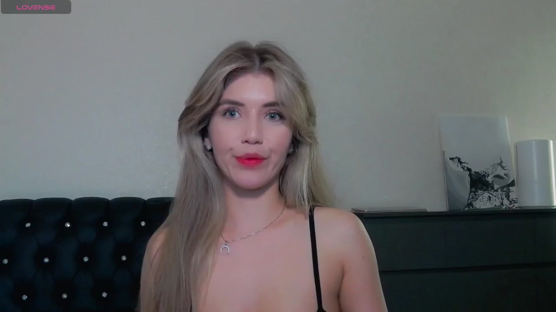 Gallery image thumbnail from KilianSou's myfreecams stream on, 05/24/2025, 04:00 image 4 of 20