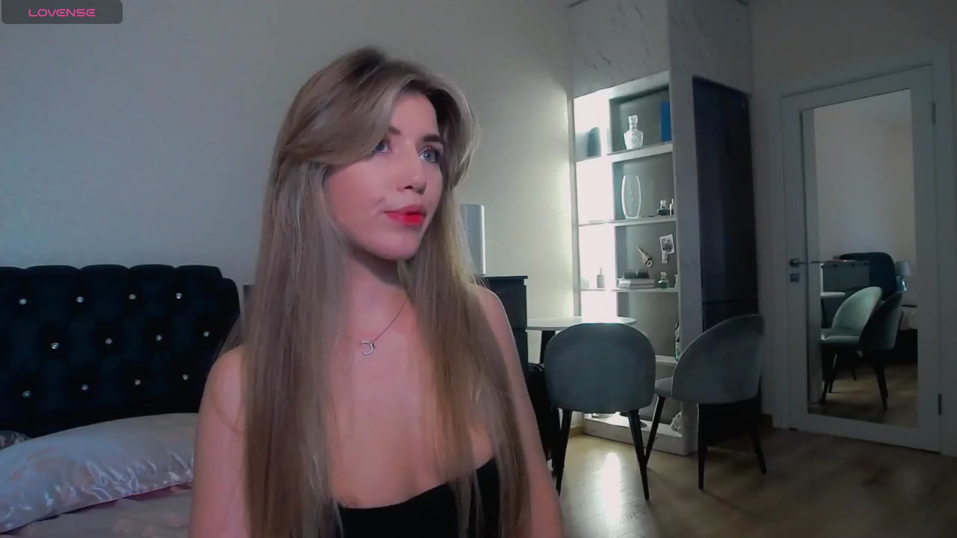 Gallery image thumbnail from KilianSou's myfreecams stream on, 05/24/2025, 04:00 image 17 of 20