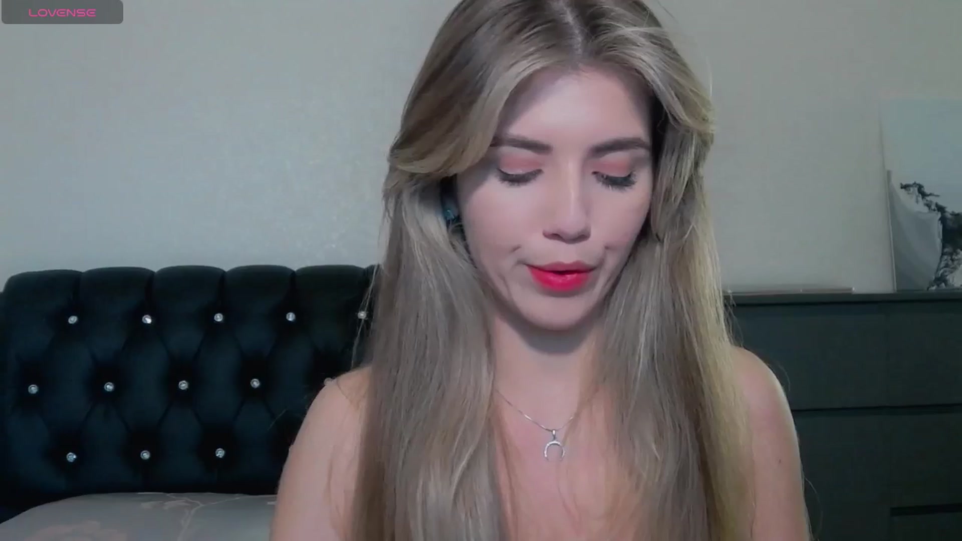 Gallery image thumbnail from KilianSou's myfreecams stream on, 05/24/2025, 04:29 image 19 of 20