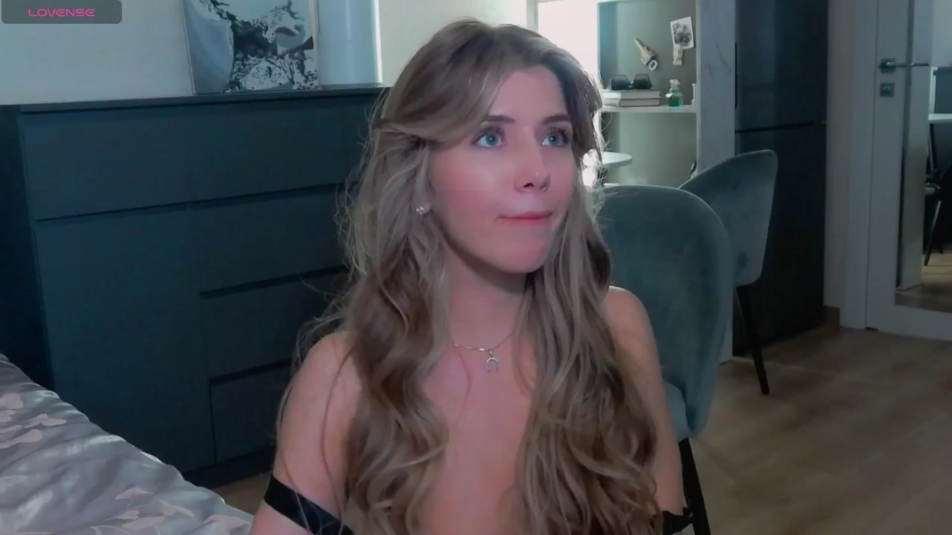 Gallery image thumbnail from KilianSou's myfreecams stream on, 05/25/2025, 04:54 image 14 of 20