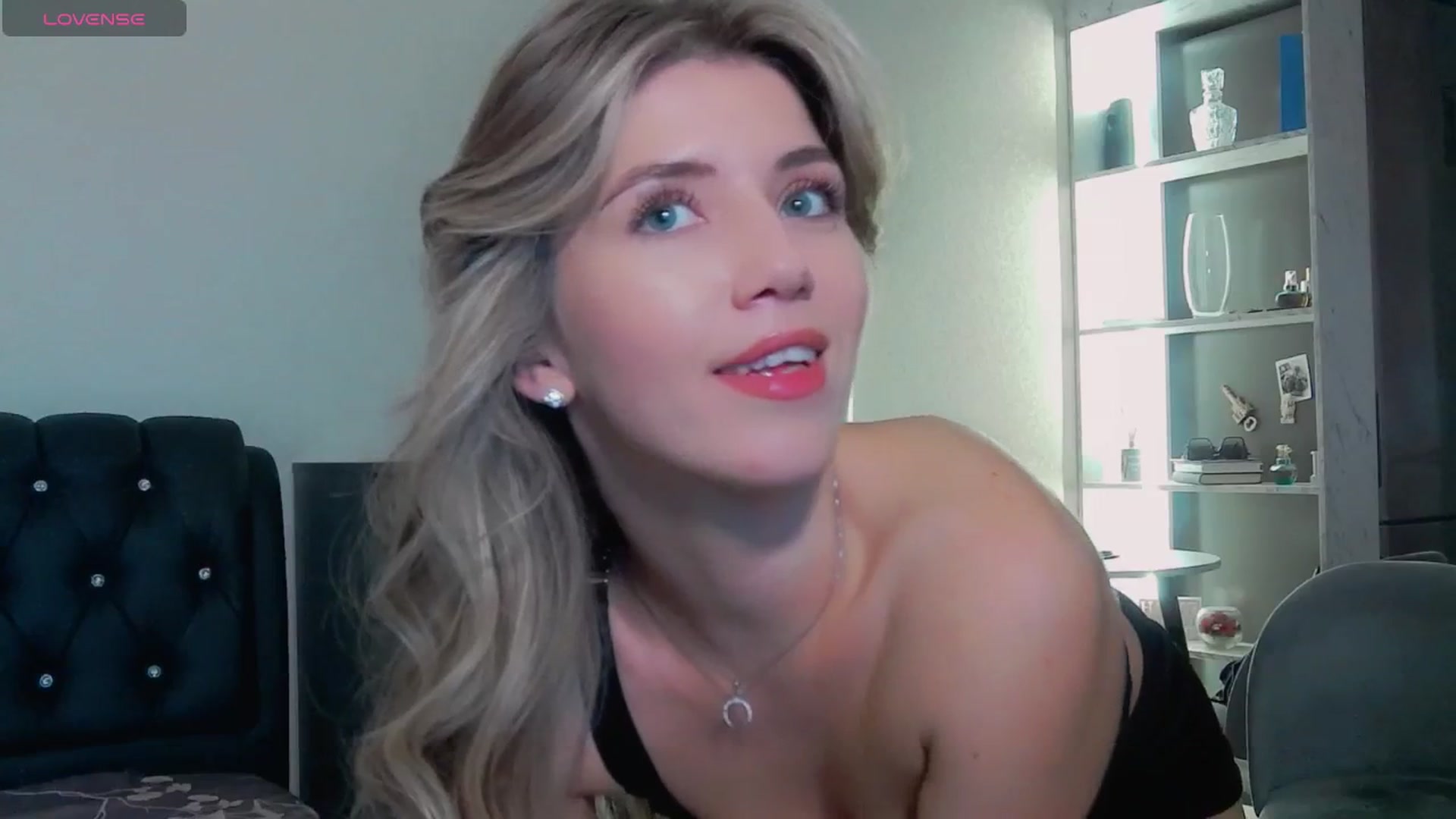 Gallery image thumbnail from KilianSou's myfreecams stream on, 05/25/2025, 06:10 image 9 of 20