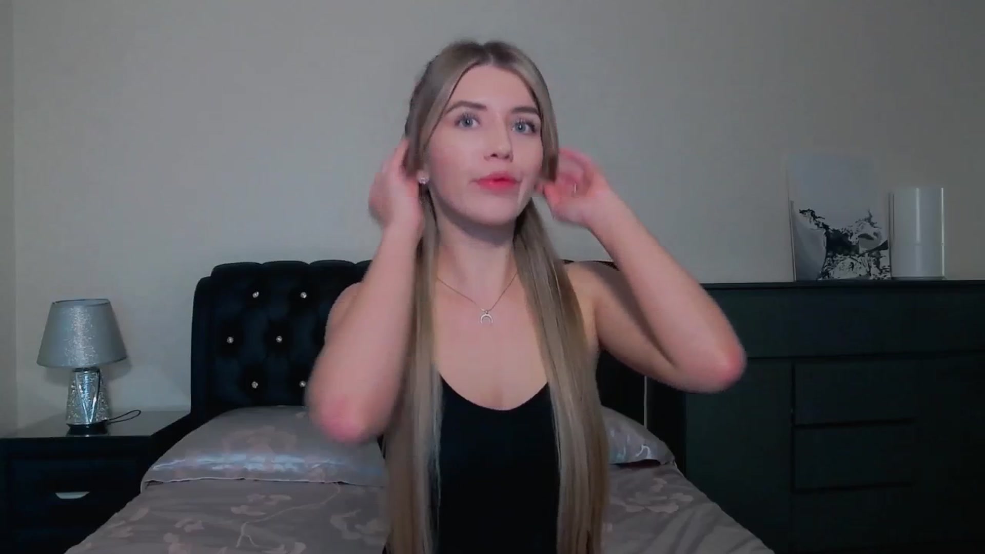 Gallery image thumbnail from KilianSou's myfreecams stream on, 05/27/2025, 10:55 image 3 of 20