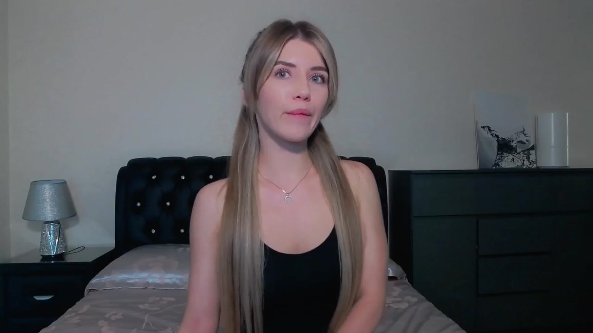 Gallery image thumbnail from KilianSou's myfreecams stream on, 05/27/2025, 10:55 image 2 of 20