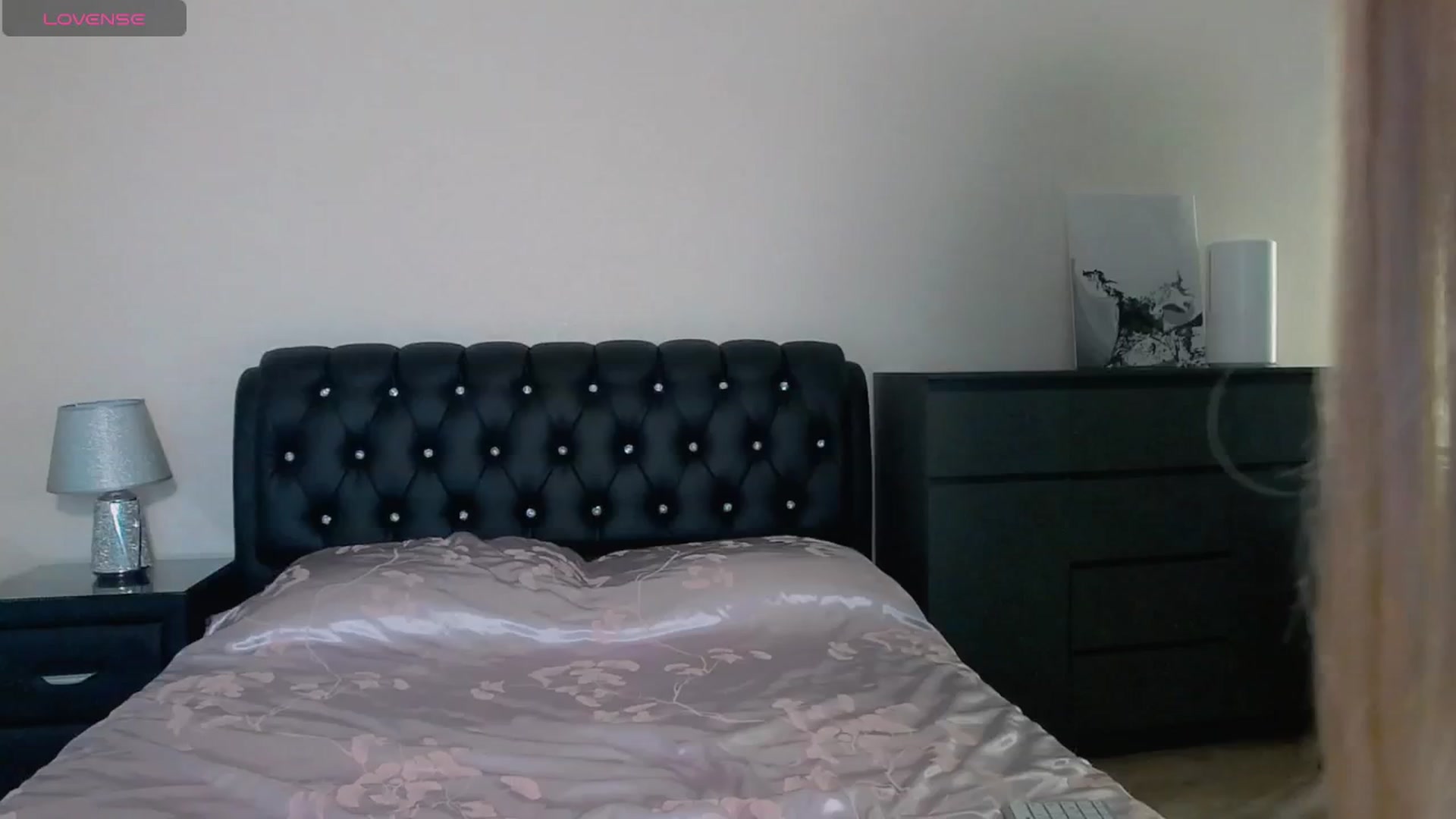 Gallery image thumbnail from KilianSou's myfreecams stream on, 06/03/2025, 01:49 image 1 of 20