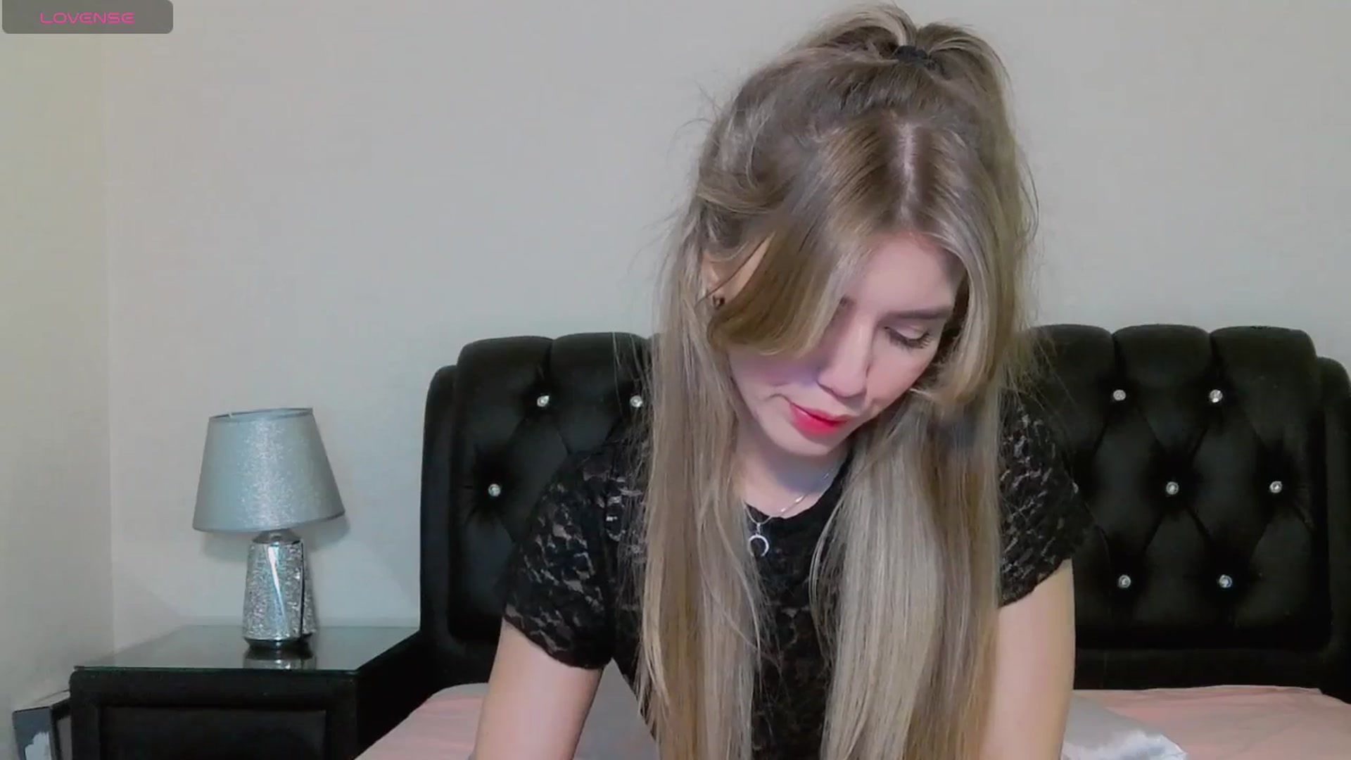 Gallery image thumbnail from KilianSou's myfreecams stream on, 06/03/2025, 03:06 image 13 of 20