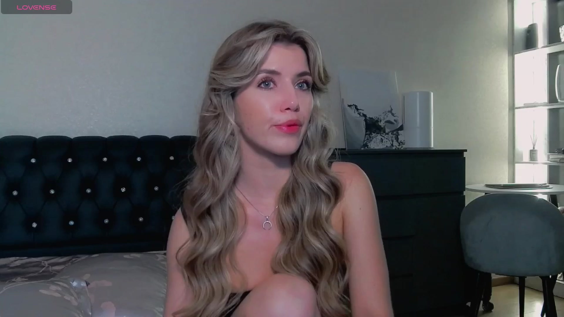 Gallery image thumbnail from KilianSou's myfreecams stream on, 06/05/2025, 07:10 image 19 of 20