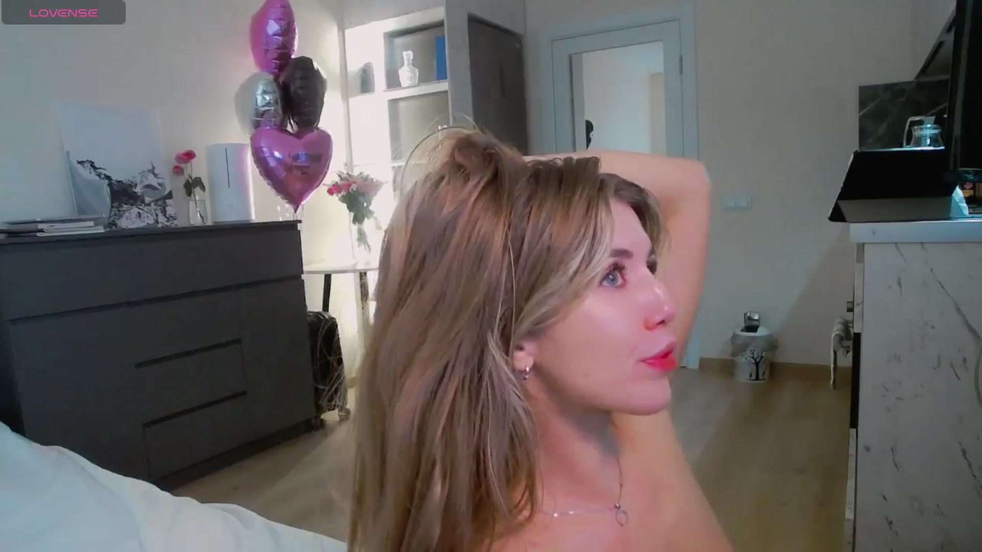 Gallery image thumbnail from KilianSou's myfreecams stream on, 06/09/2025, 08:49 image 17 of 20