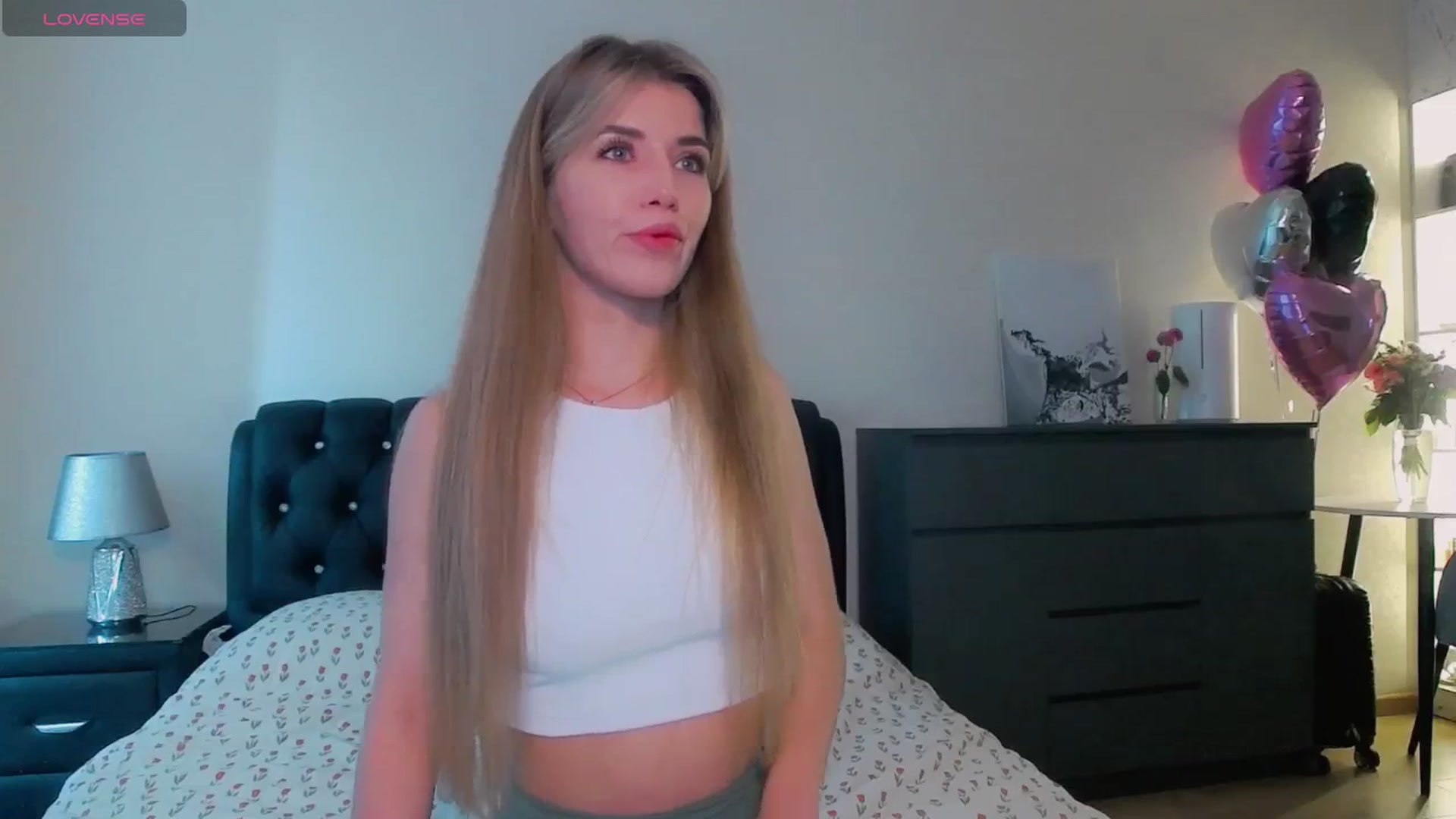 Gallery image thumbnail from KilianSou's myfreecams stream on, 06/10/2025, 03:50 image 14 of 20
