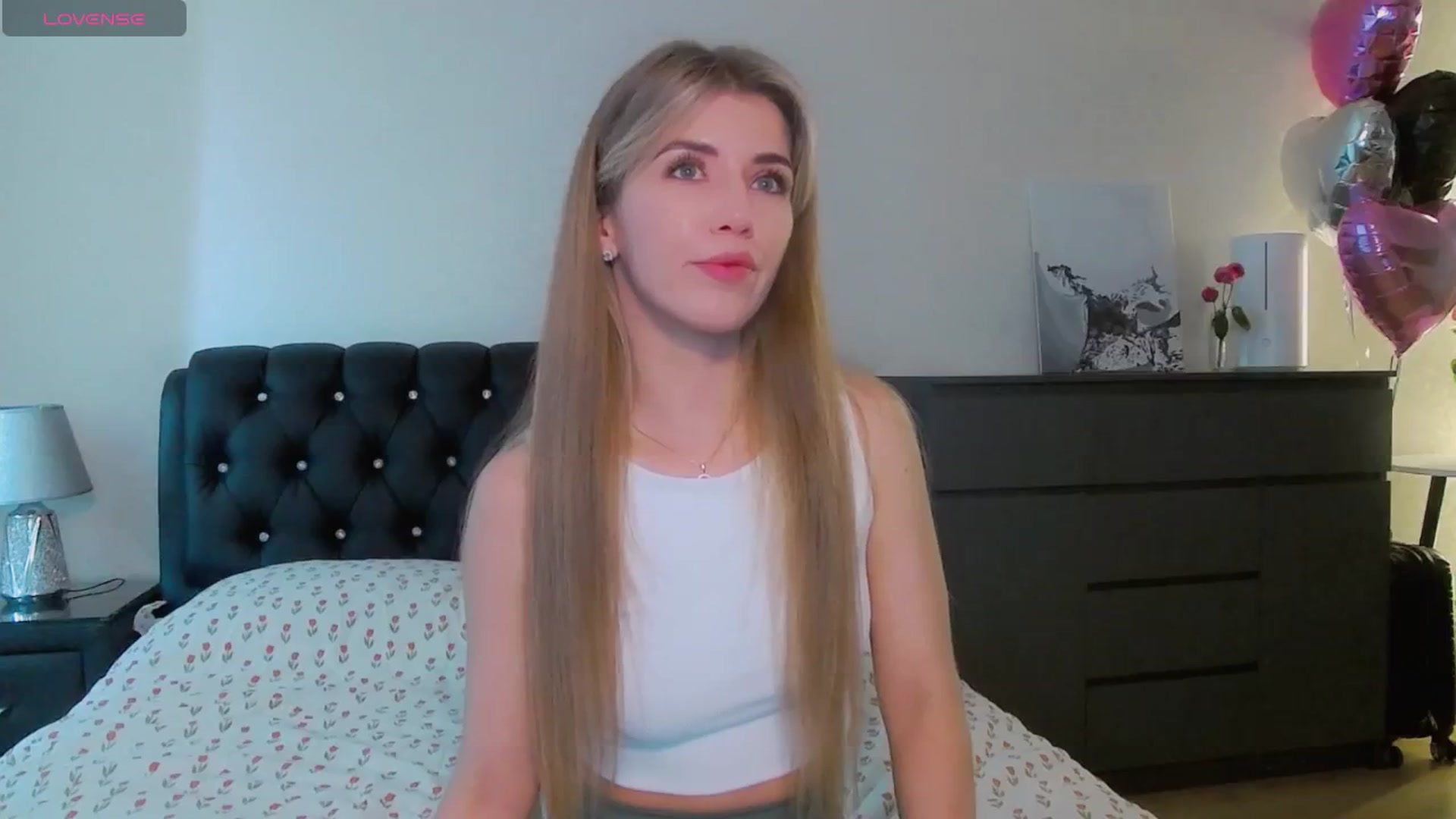 Gallery image thumbnail from KilianSou's myfreecams stream on, 06/10/2025, 03:50 image 9 of 20