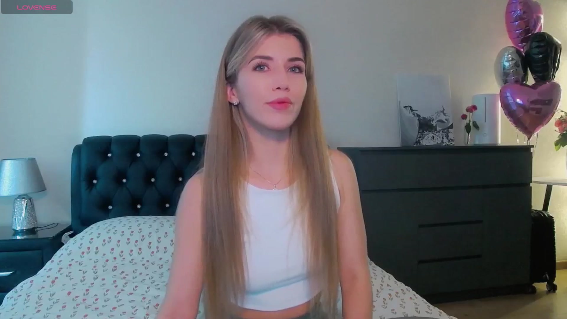 Gallery image thumbnail from KilianSou's myfreecams stream on, 06/10/2025, 03:50 image 3 of 20
