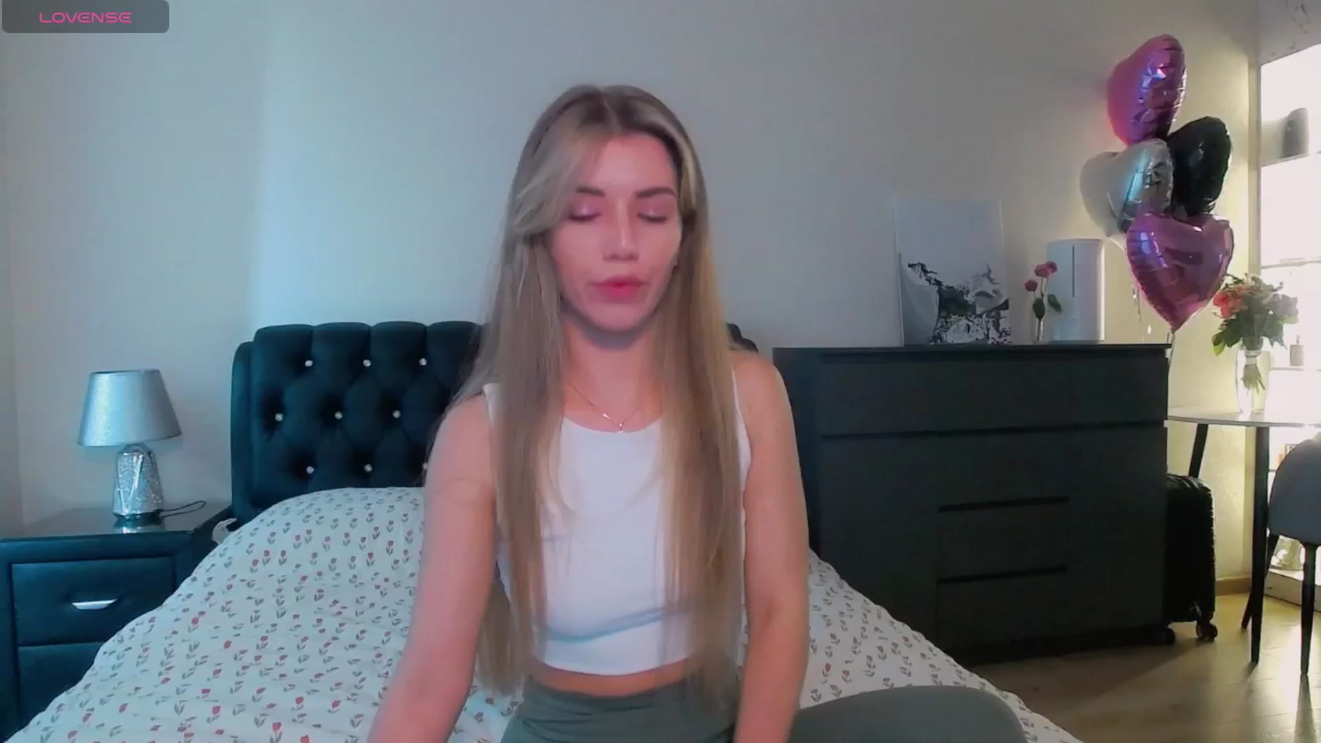 Gallery image thumbnail from KilianSou's myfreecams stream on, 06/10/2025, 03:50 image 1 of 20