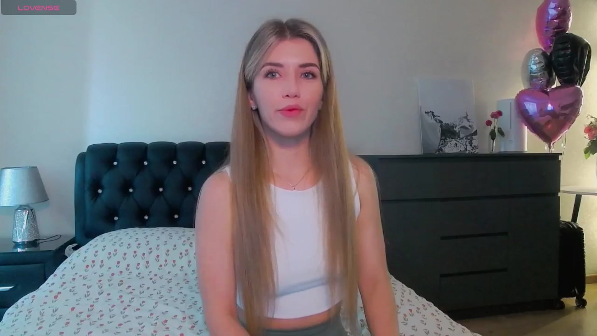 Gallery image thumbnail from KilianSou's myfreecams stream on, 06/10/2025, 03:50 image 7 of 20