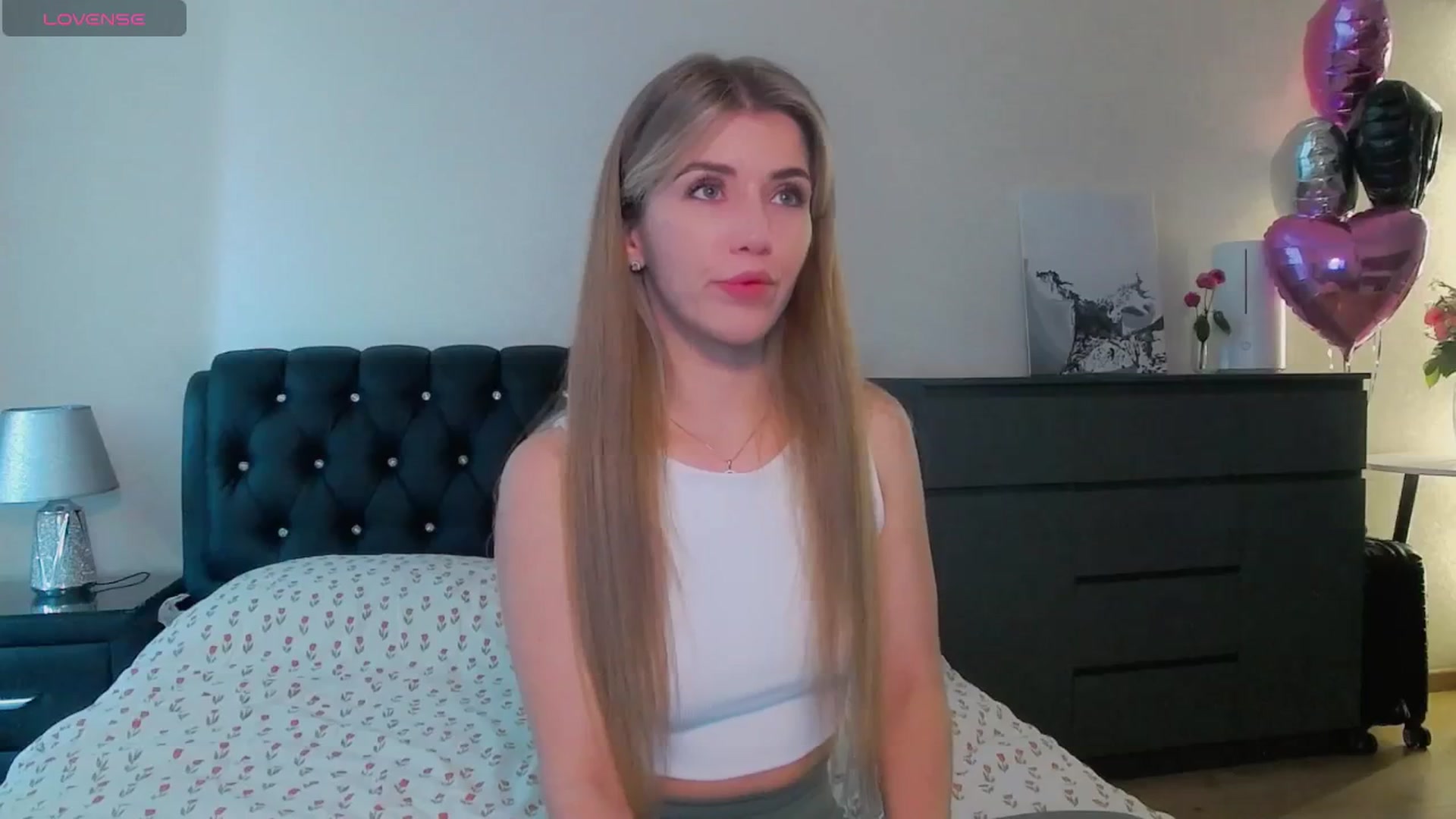 Gallery image thumbnail from KilianSou's myfreecams stream on, 06/10/2025, 03:50 image 5 of 20