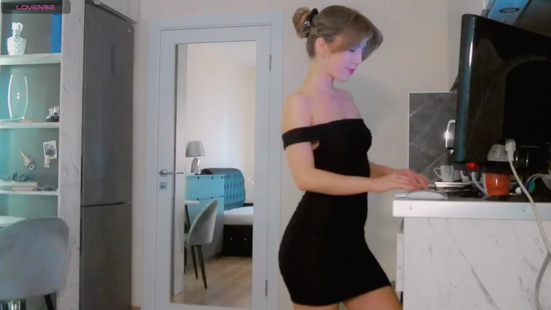 Gallery image thumbnail from KilianSou's myfreecams stream on, 07/15/2025, 07:14 image 15 of 20