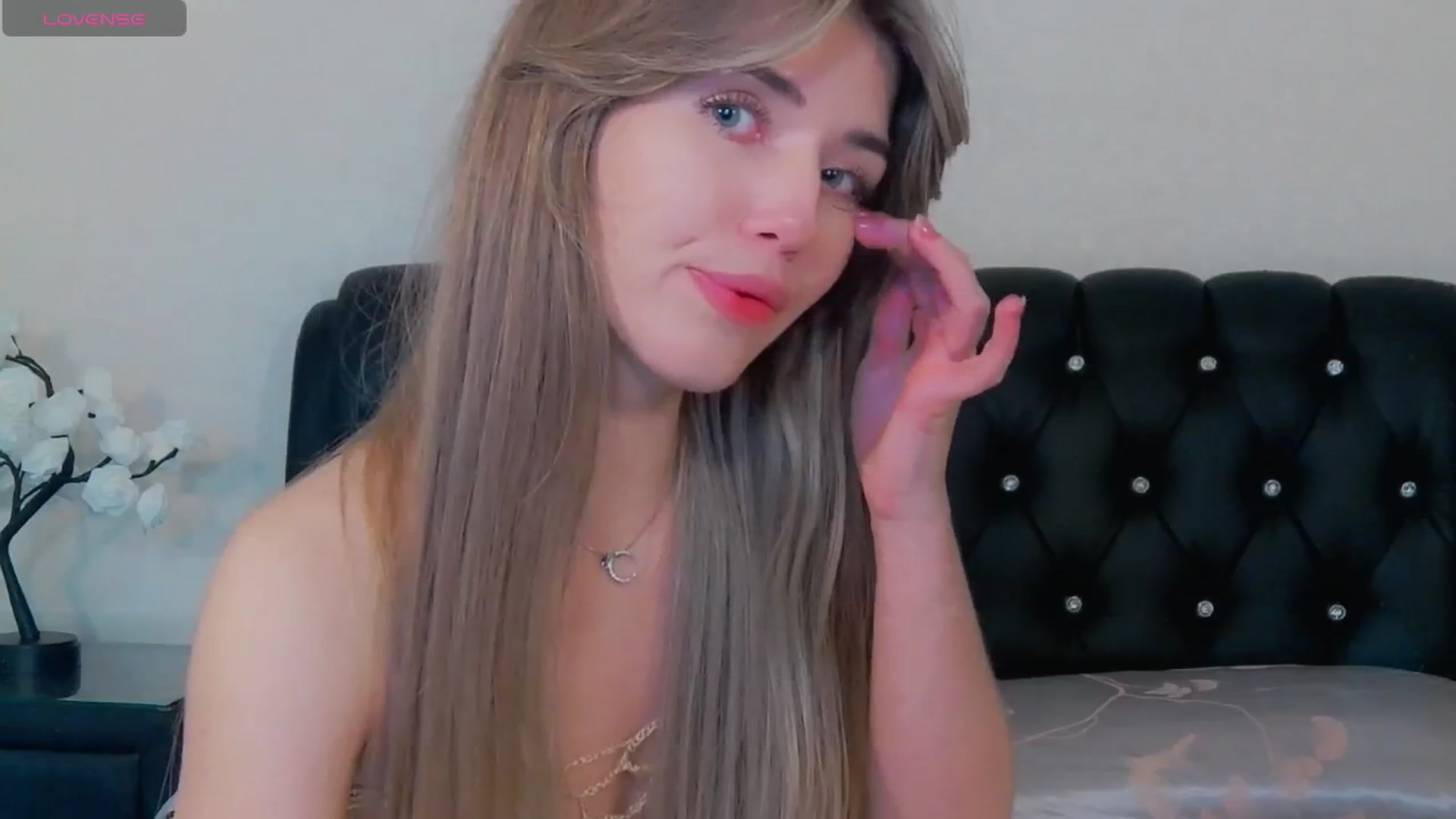 Gallery image thumbnail from KilianSou's myfreecams stream on, 07/30/2025, 05:40 image 19 of 20