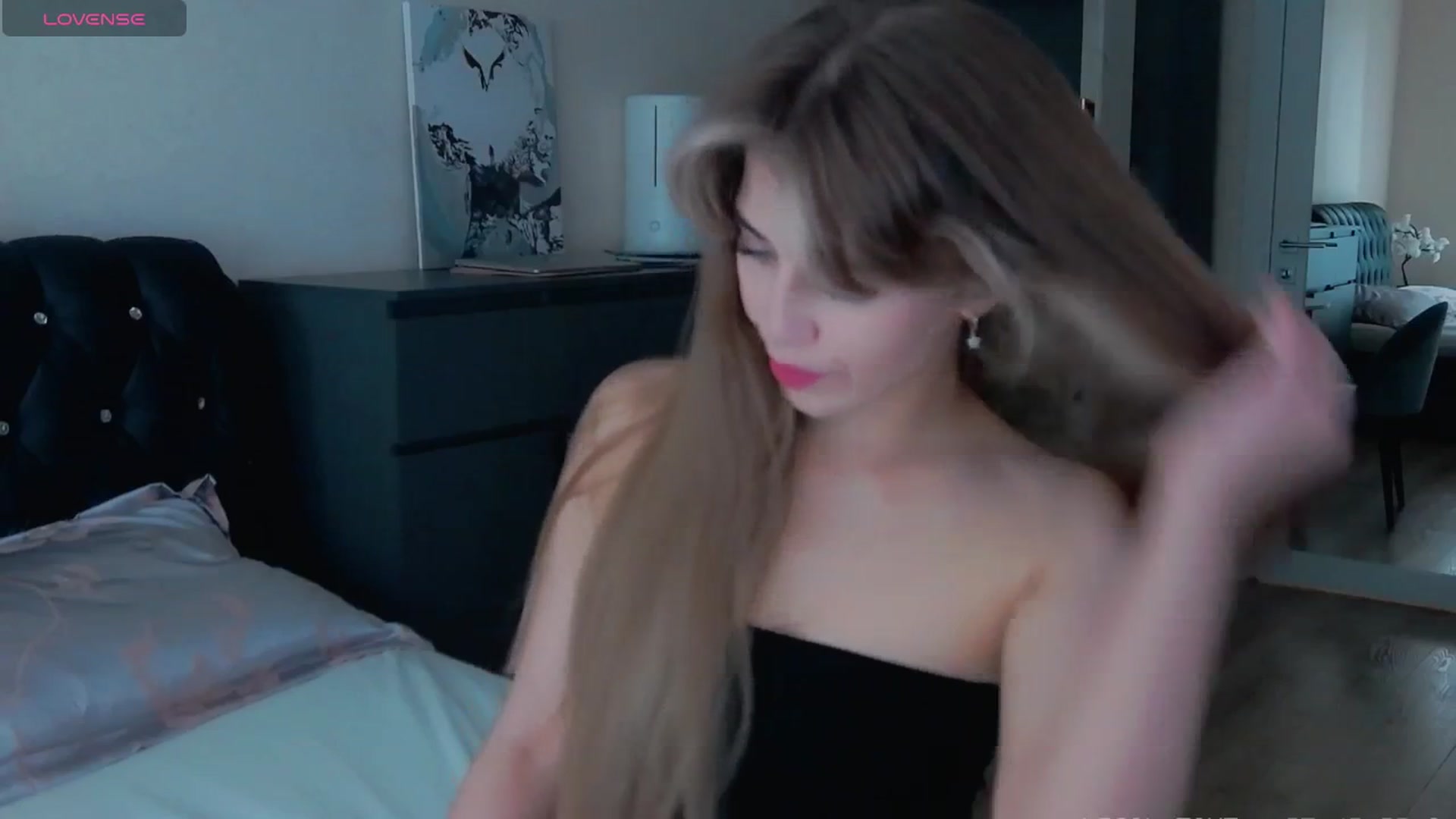 Gallery image thumbnail from KilianSou's myfreecams stream on, 08/17/2025, 06:18 image 3 of 20