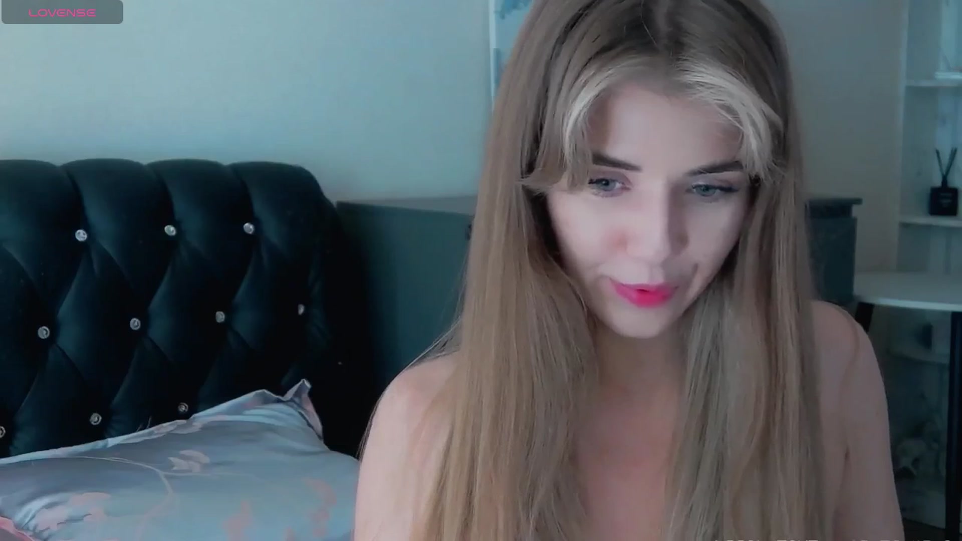 Gallery image thumbnail from KilianSou's myfreecams stream on, 08/17/2025, 09:47 image 16 of 20