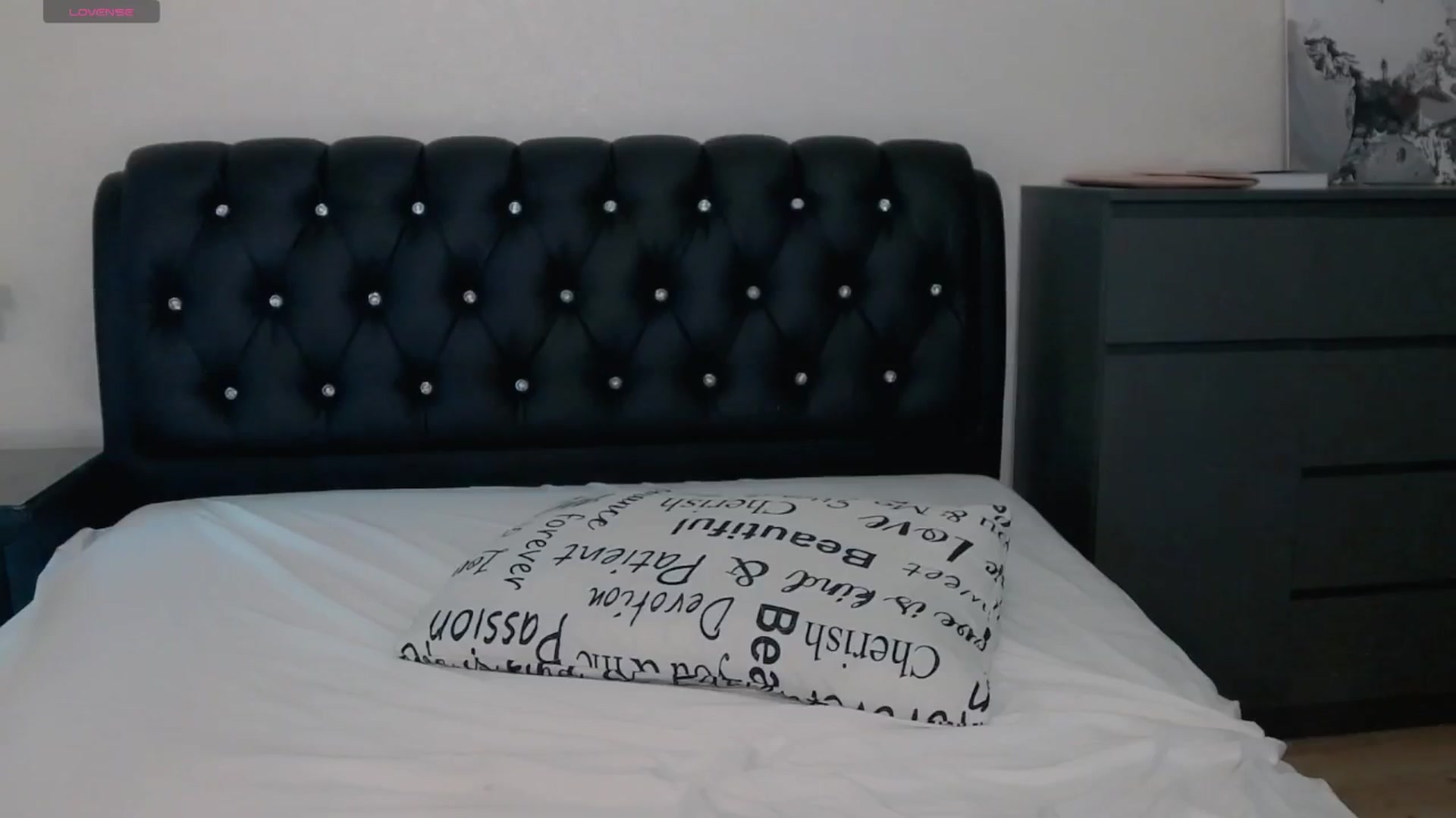 Gallery image thumbnail from KilianSou's myfreecams stream on, 09/01/2025, 05:58 image 10 of 20