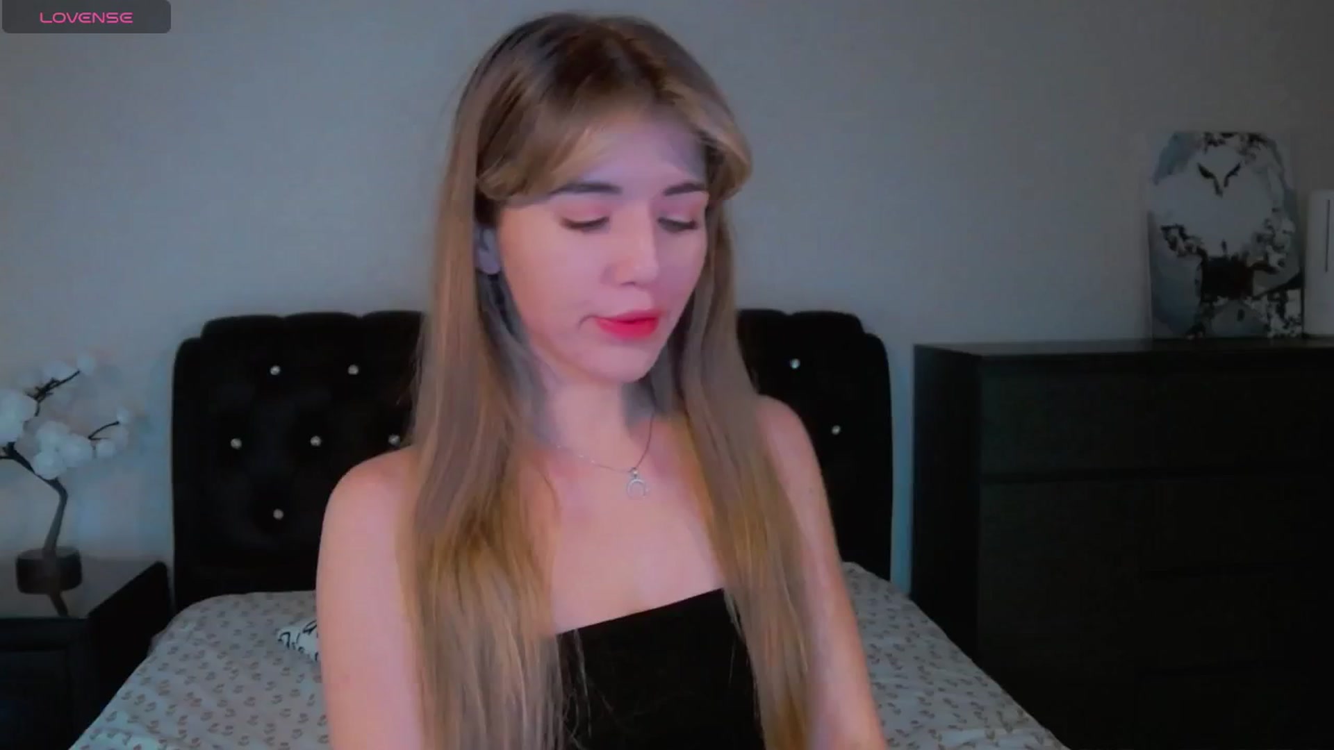 Gallery image thumbnail from KilianSou's myfreecams stream on, 09/05/2025, 08:48 image 1 of 20