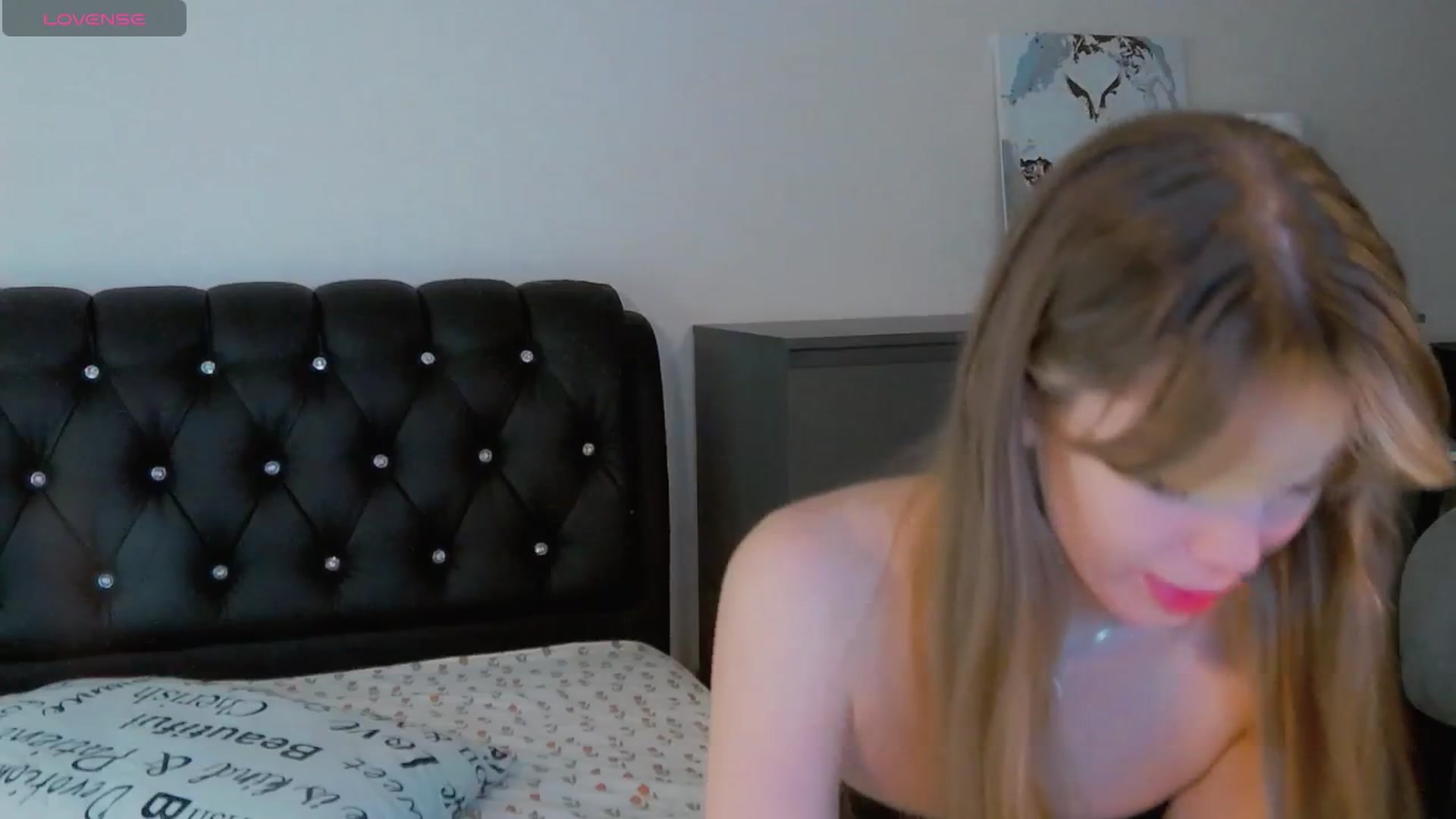 Gallery image thumbnail from KilianSou's myfreecams stream on, 09/05/2025, 08:48 image 12 of 20