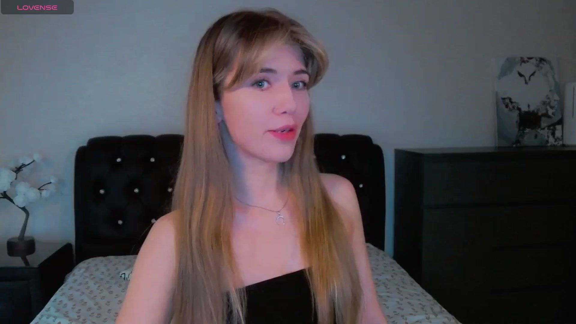 Gallery image thumbnail from KilianSou's myfreecams stream on, 09/05/2025, 08:48 image 2 of 20