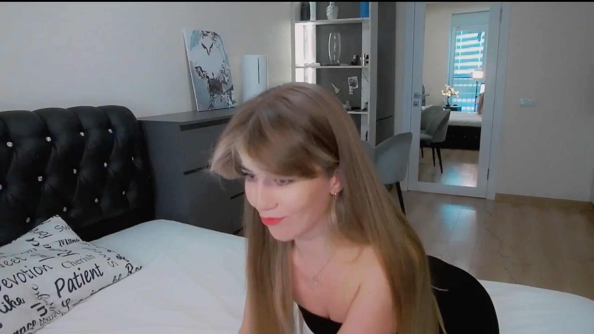 Gallery image thumbnail from KilianSou's myfreecams stream on, 09/15/2025, 04:43 image 3 of 20
