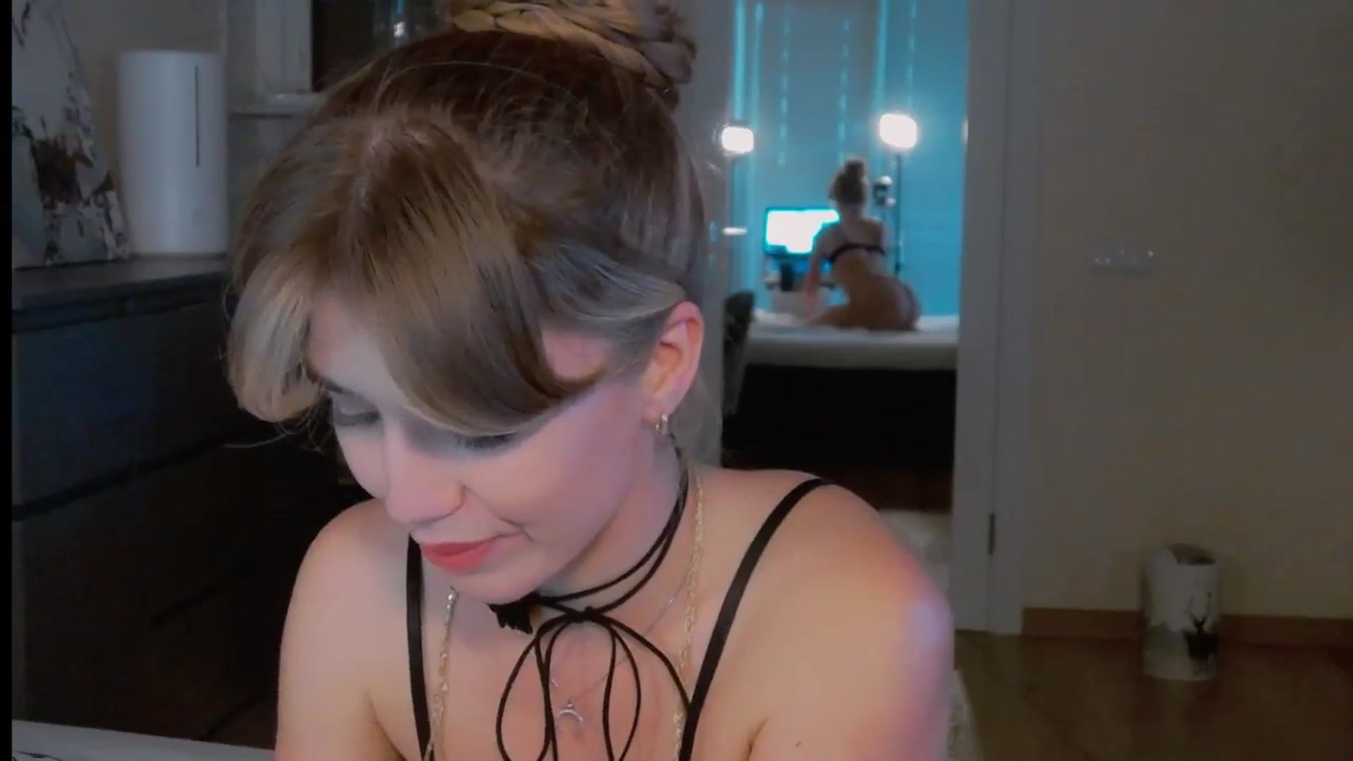 Gallery image thumbnail from KilianSou's myfreecams stream on, 09/23/2025, 04:40 image 5 of 20