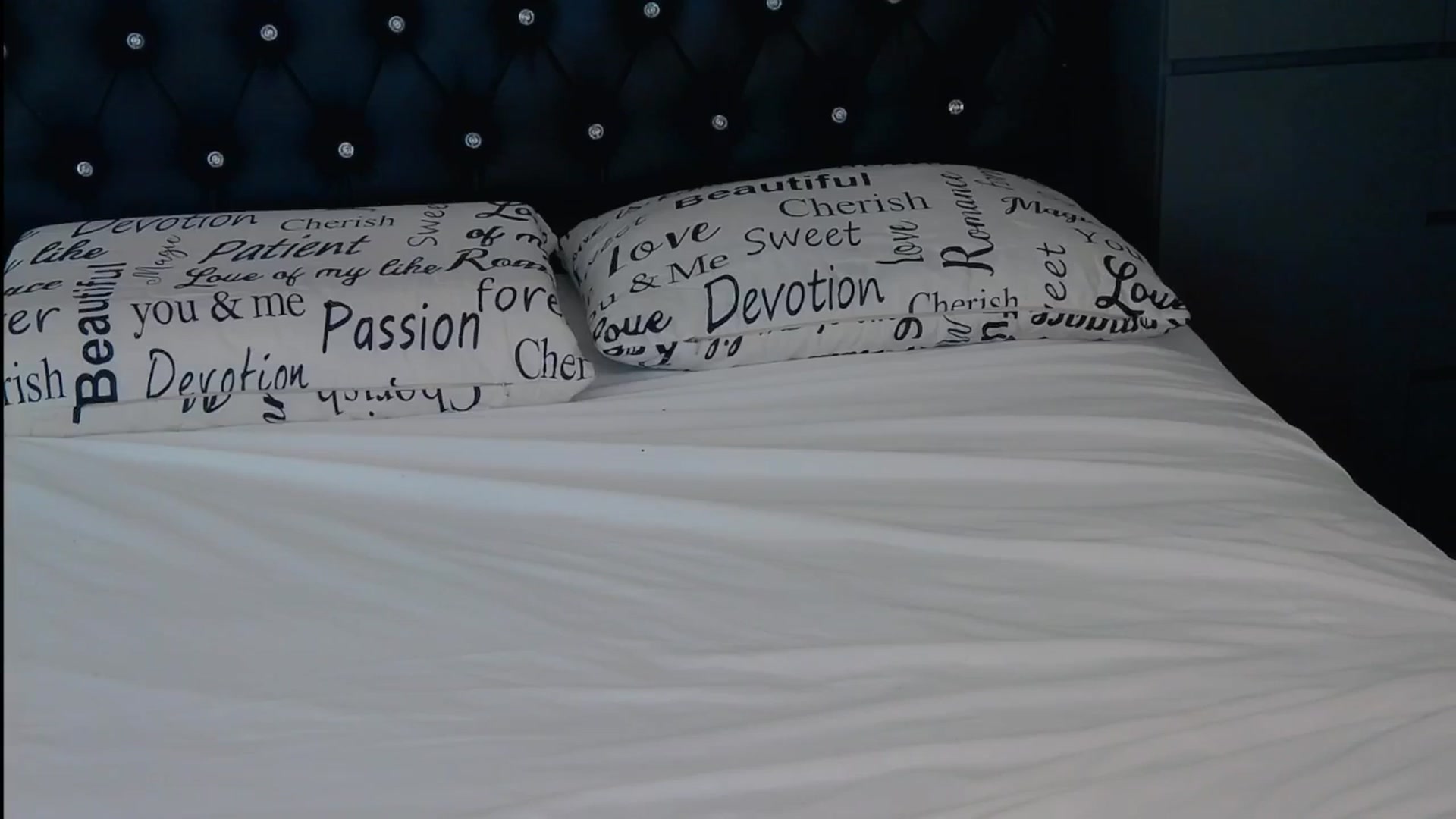 Gallery image thumbnail from KilianSou's myfreecams stream on, 10/20/2025, 06:01 image 9 of 20