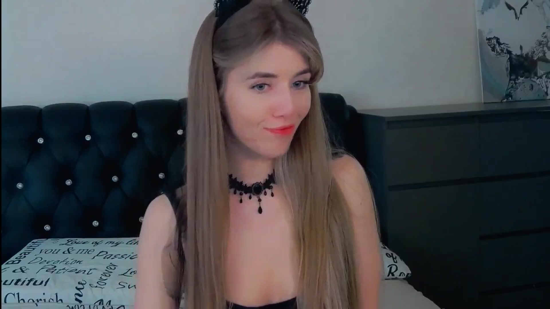Gallery image thumbnail from KilianSou's myfreecams stream on, 10/23/2025, 07:16 image 19 of 20