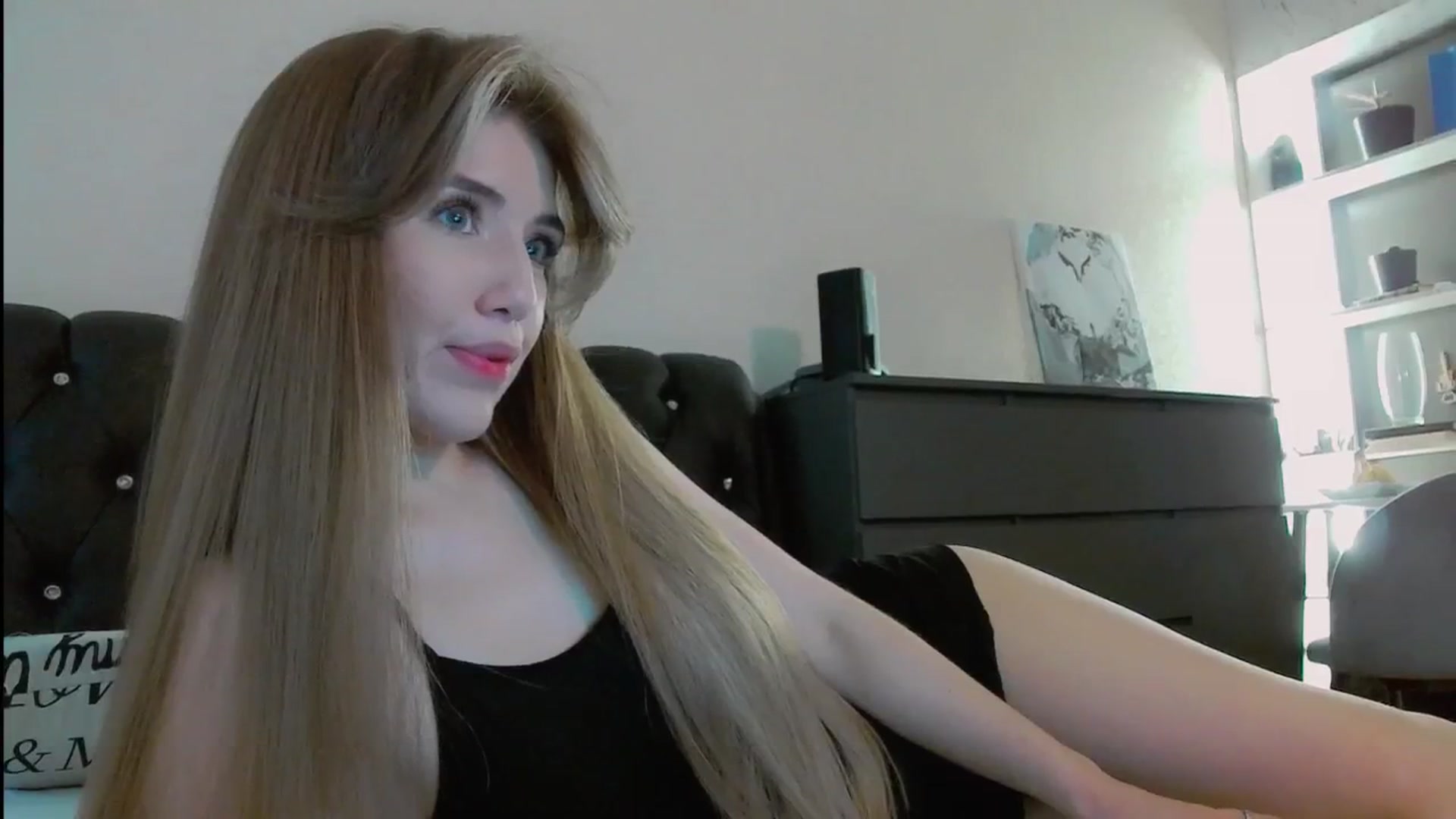Gallery image thumbnail from KilianSou's myfreecams stream on, 11/05/2025, 04:23 image 15 of 20