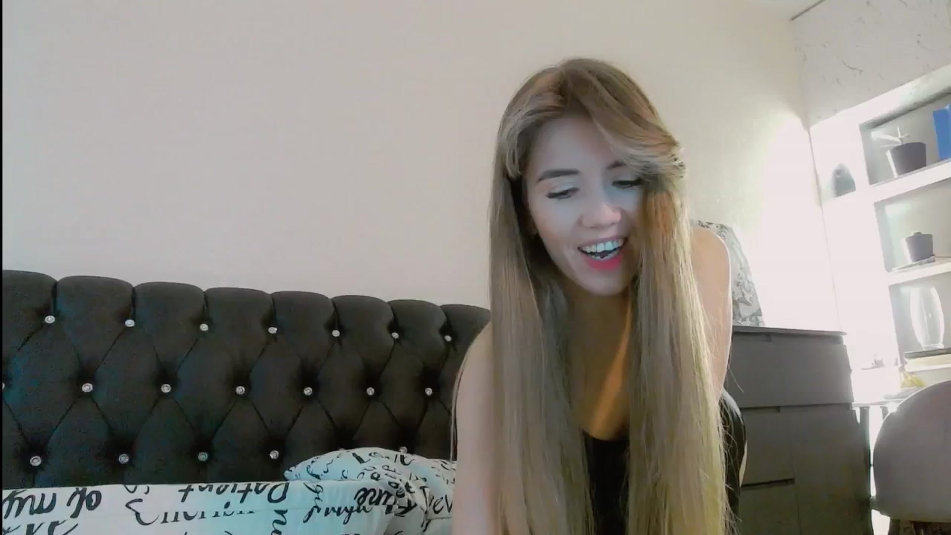 Gallery image thumbnail from KilianSou's myfreecams stream on, 11/05/2025, 05:32 image 11 of 20