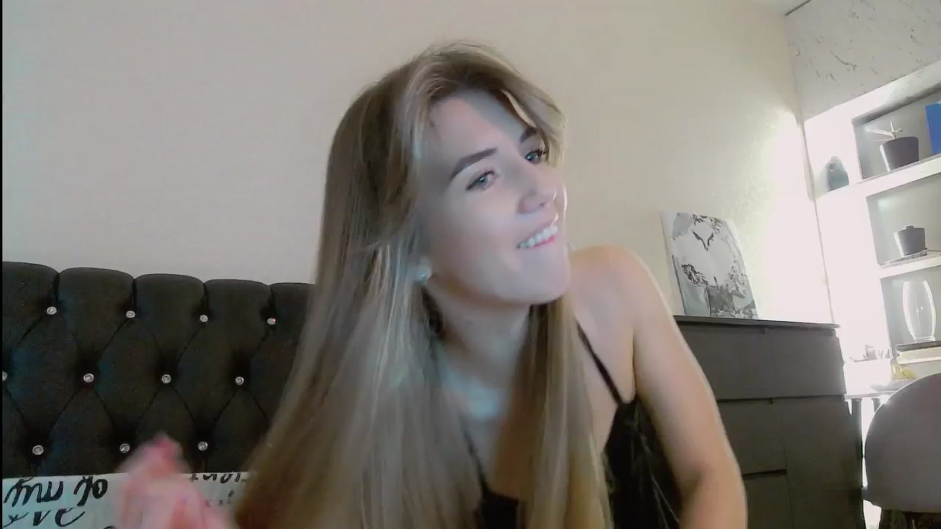 Gallery image thumbnail from KilianSou's myfreecams stream on, 11/05/2025, 05:32 image 14 of 20