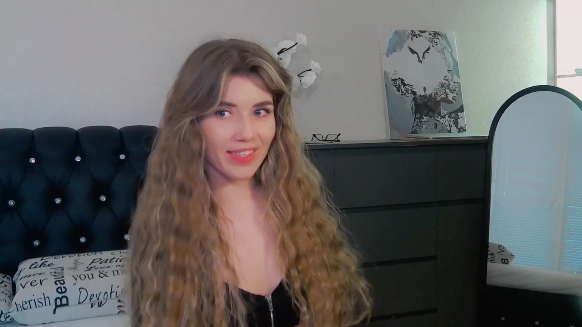 Gallery image thumbnail from KilianSou's myfreecams stream on, 11/24/2025, 08:34 image 16 of 20