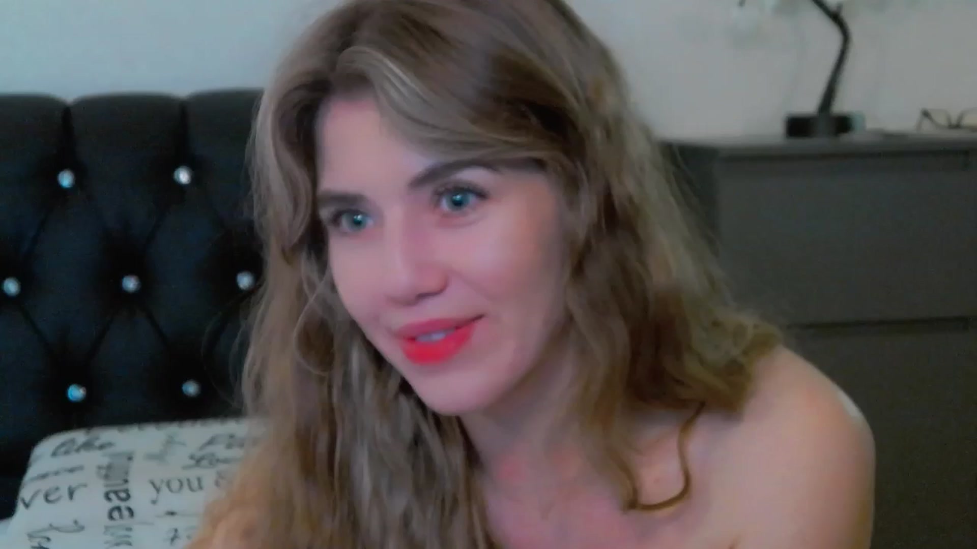 Gallery image thumbnail from KilianSou's myfreecams stream on, 11/24/2025, 09:30 image 3 of 20
